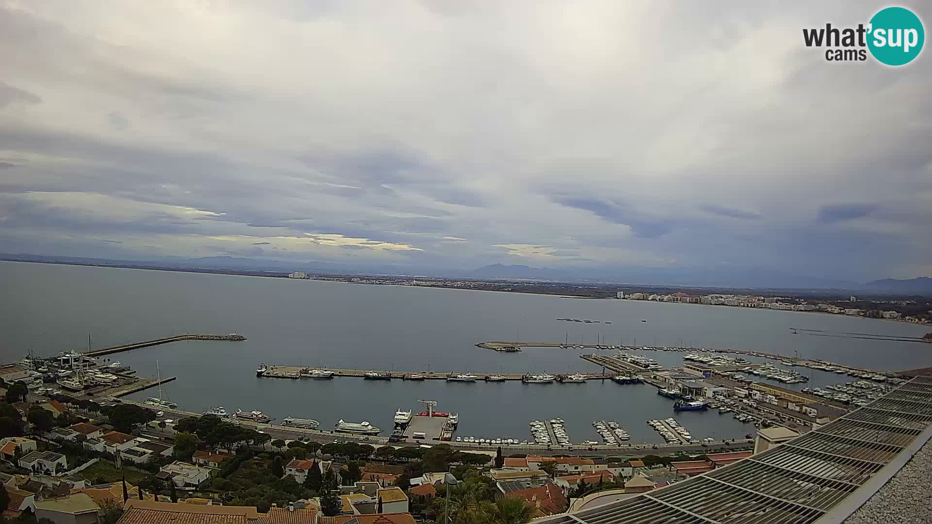 Roses –  Port de pêche  et la baie
