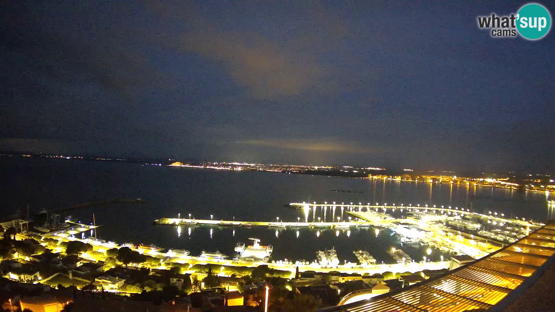 Livecam Hafen Roses –  Fischereihafen und die Bucht