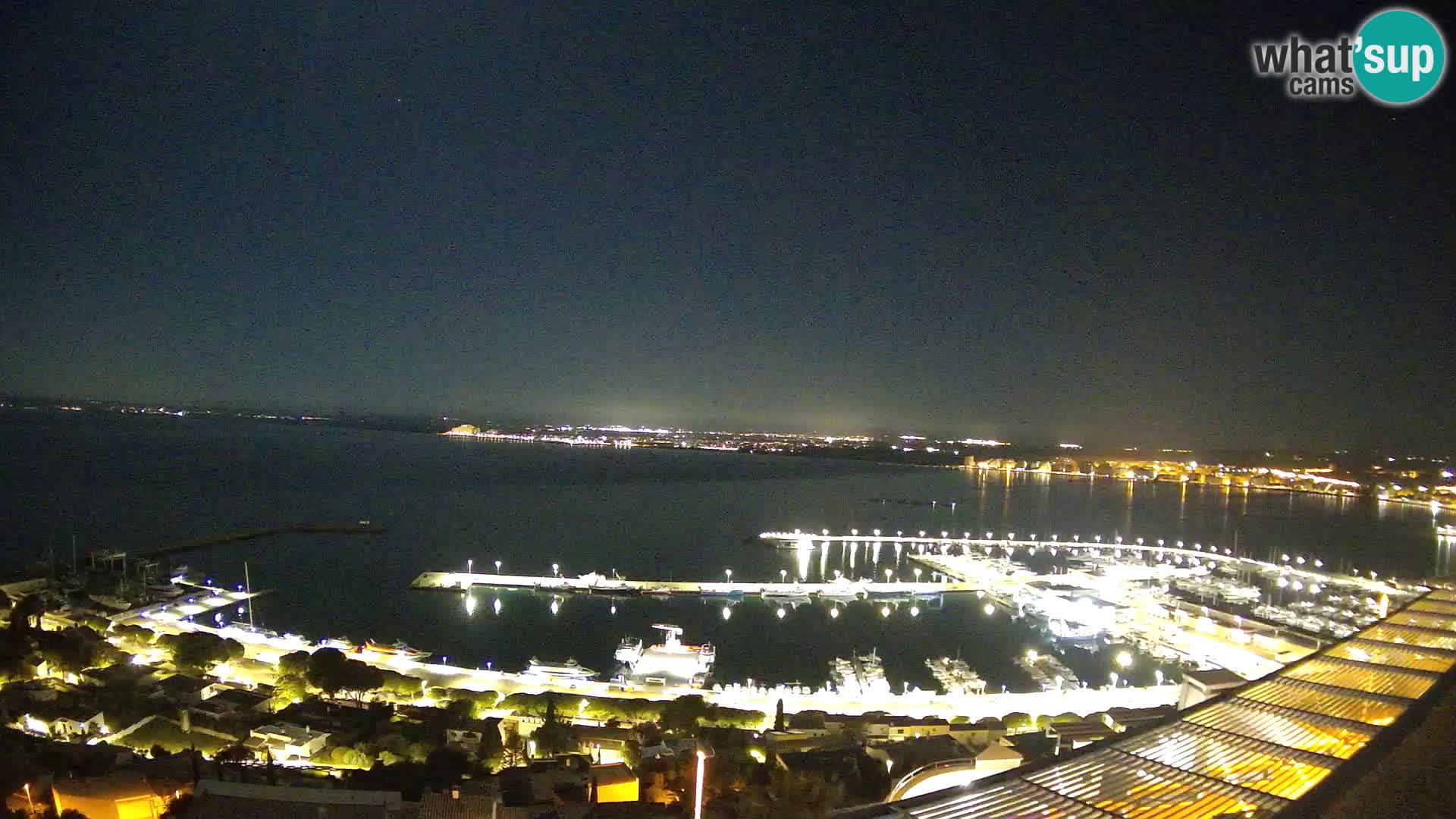 Livecam Hafen Roses –  Fischereihafen und die Bucht