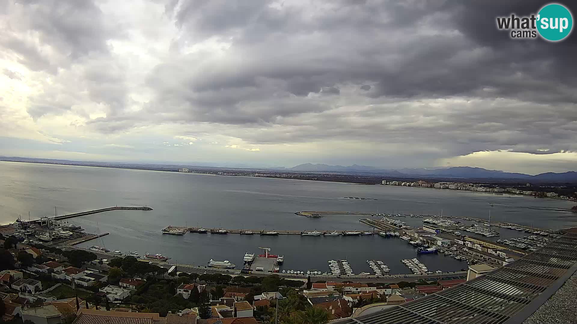 Roses – Ribiško pristanišče in zaliv