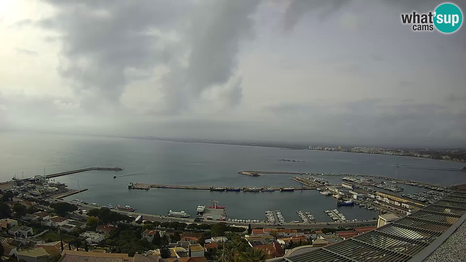 Roses –  Port de pêche  et la baie