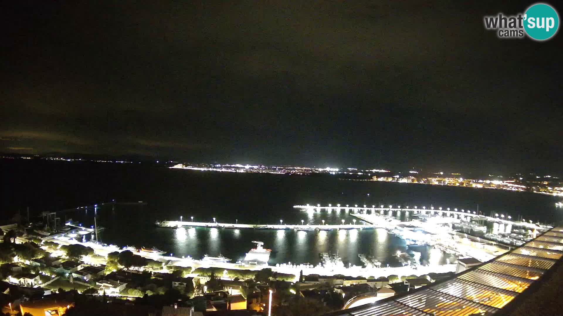 Livecam Hafen Roses –  Fischereihafen und die Bucht