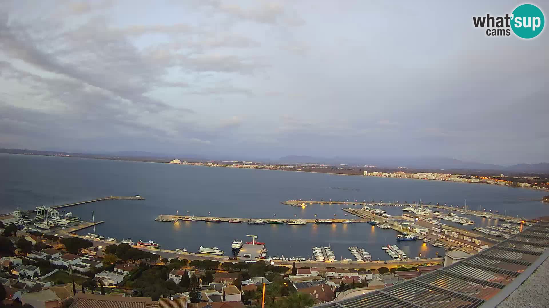 Livecam Hafen Roses – Fischereihafen und die Bucht