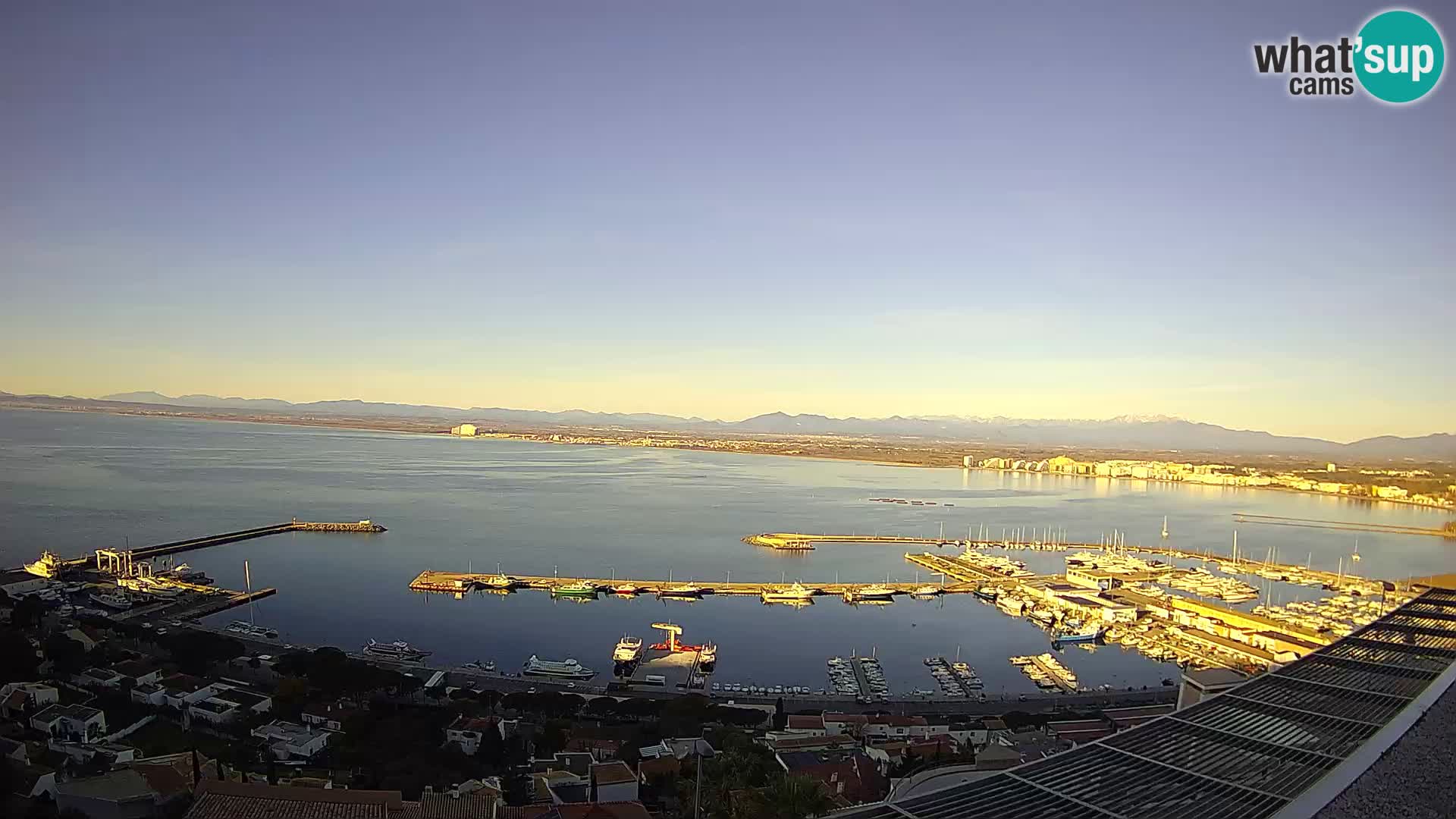 Roses –  Port de pêche  et la baie