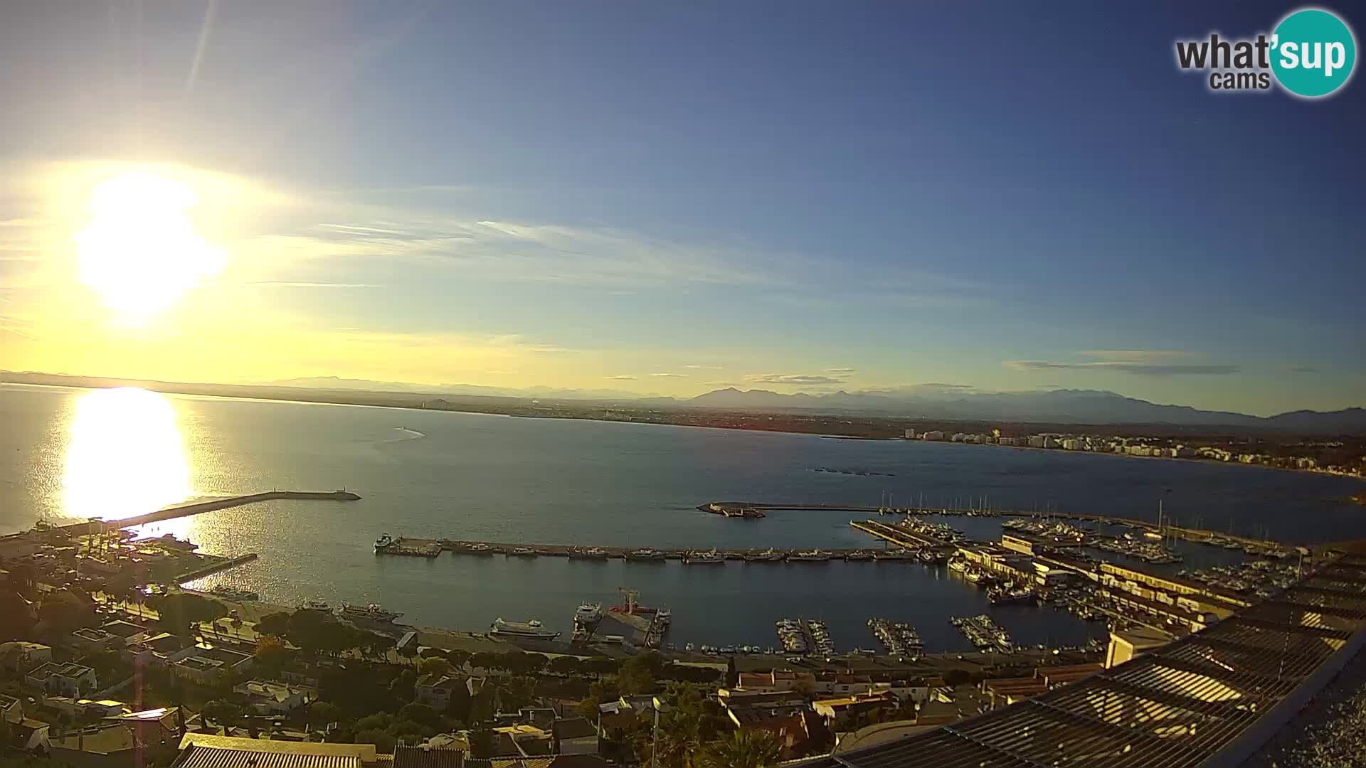 Roses – Puerto pesquero  y la bahía de Roses