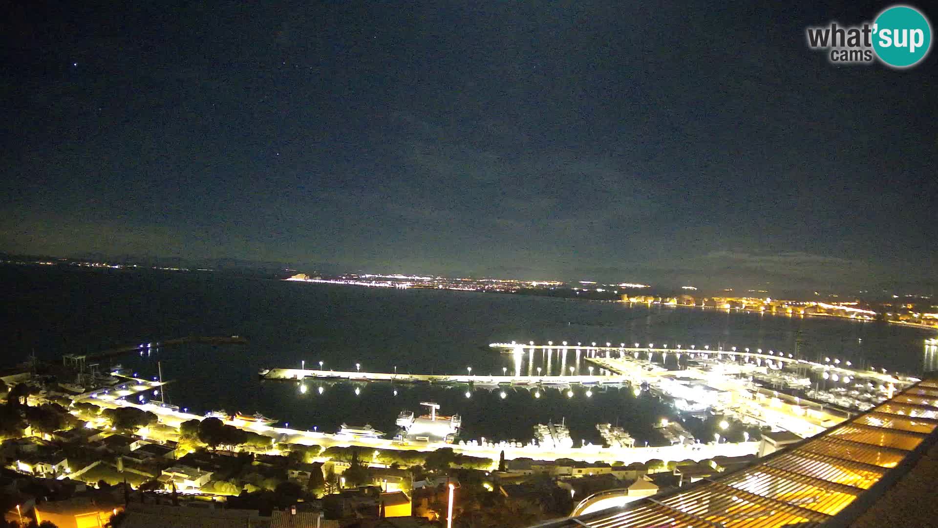 Roses – Puerto pesquero  y la bahía de Roses