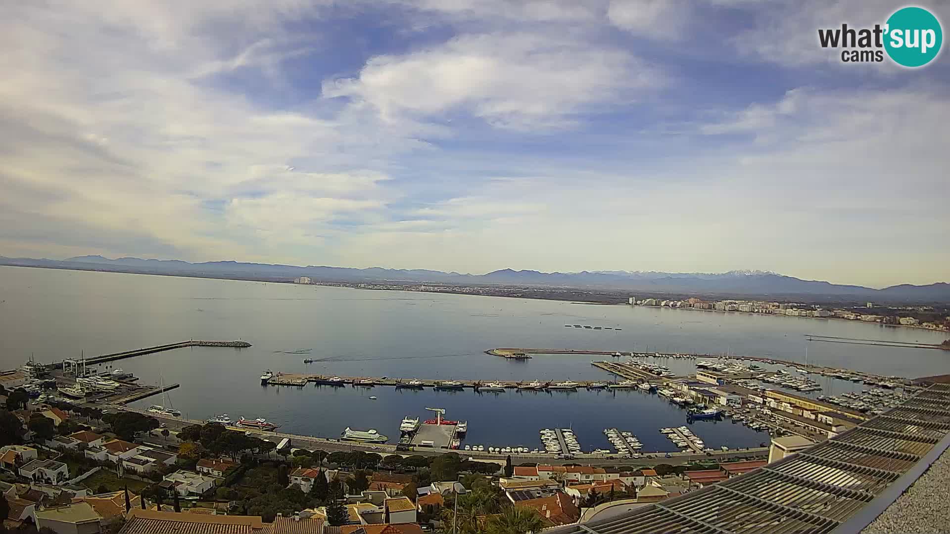 Roses –  Port de pêche  et la baie