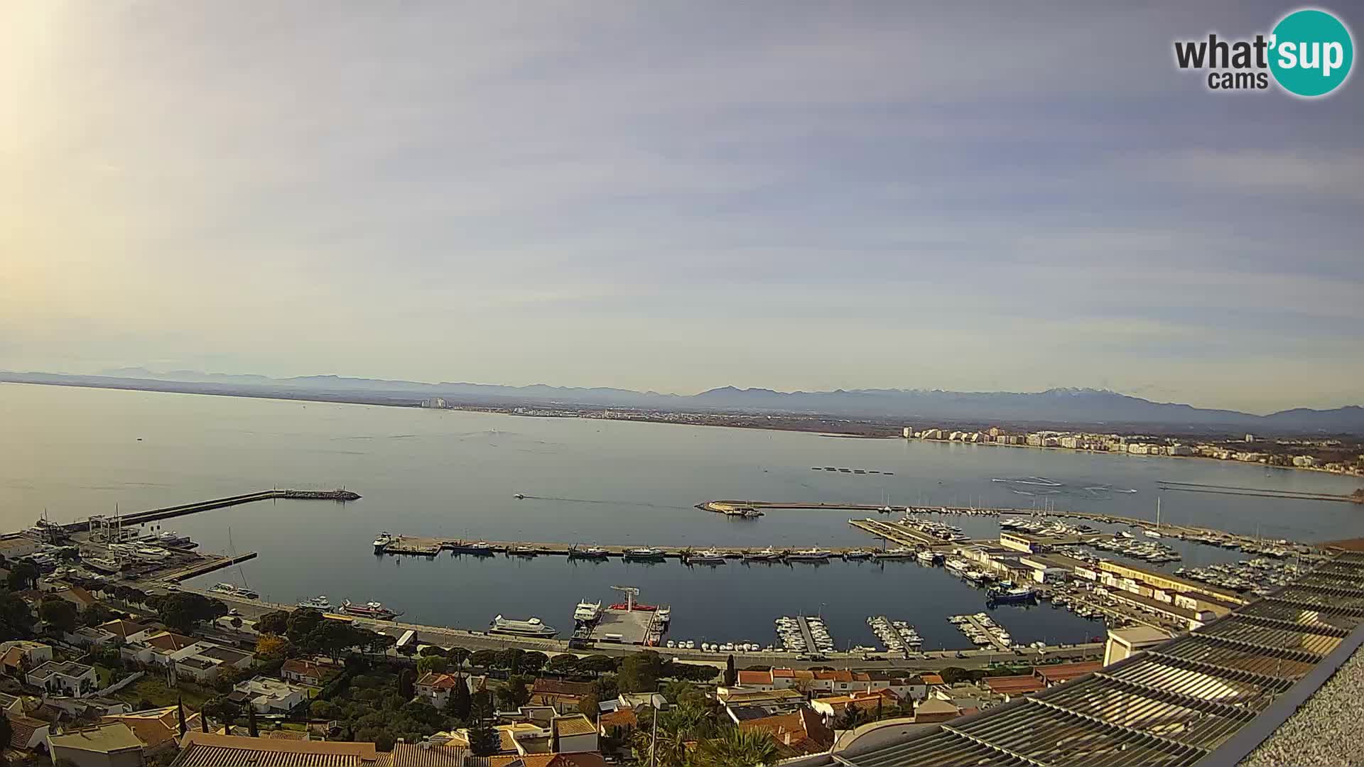 Roses –  Port de pêche  et la baie