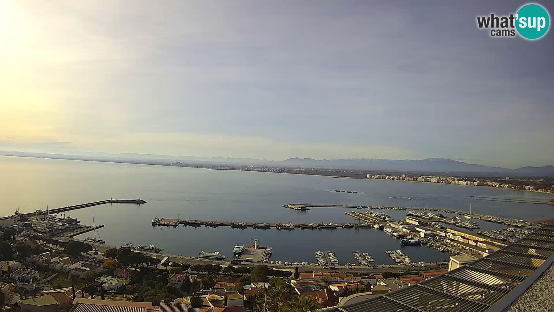 Roses –  Port de pêche  et la baie
