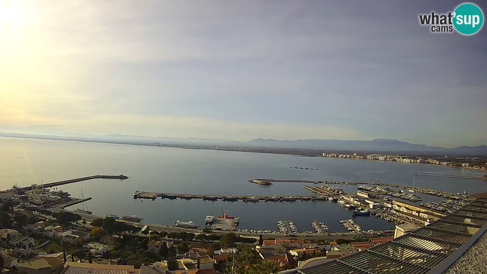 Livecam Hafen Roses – Fischereihafen und die Bucht