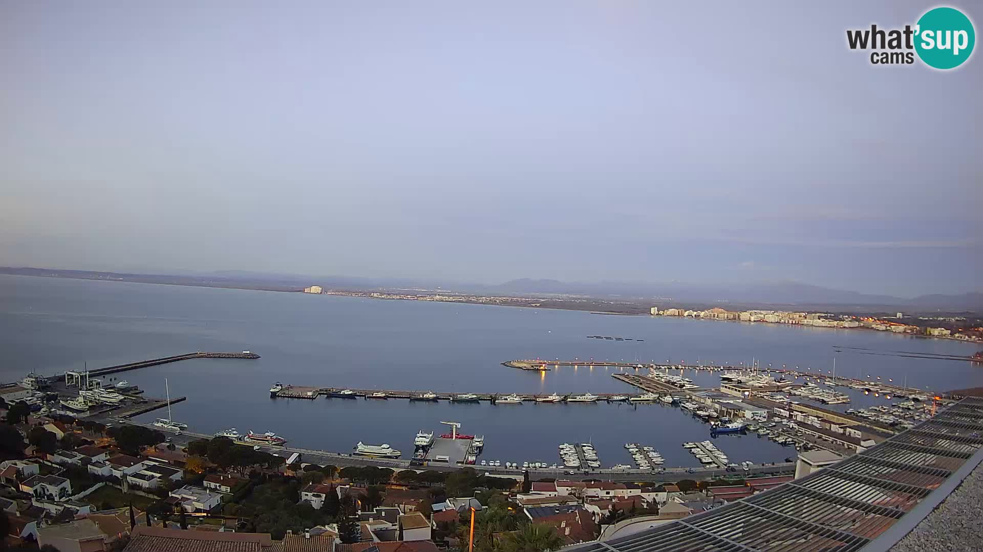 Livecam Hafen Roses – Fischereihafen und die Bucht