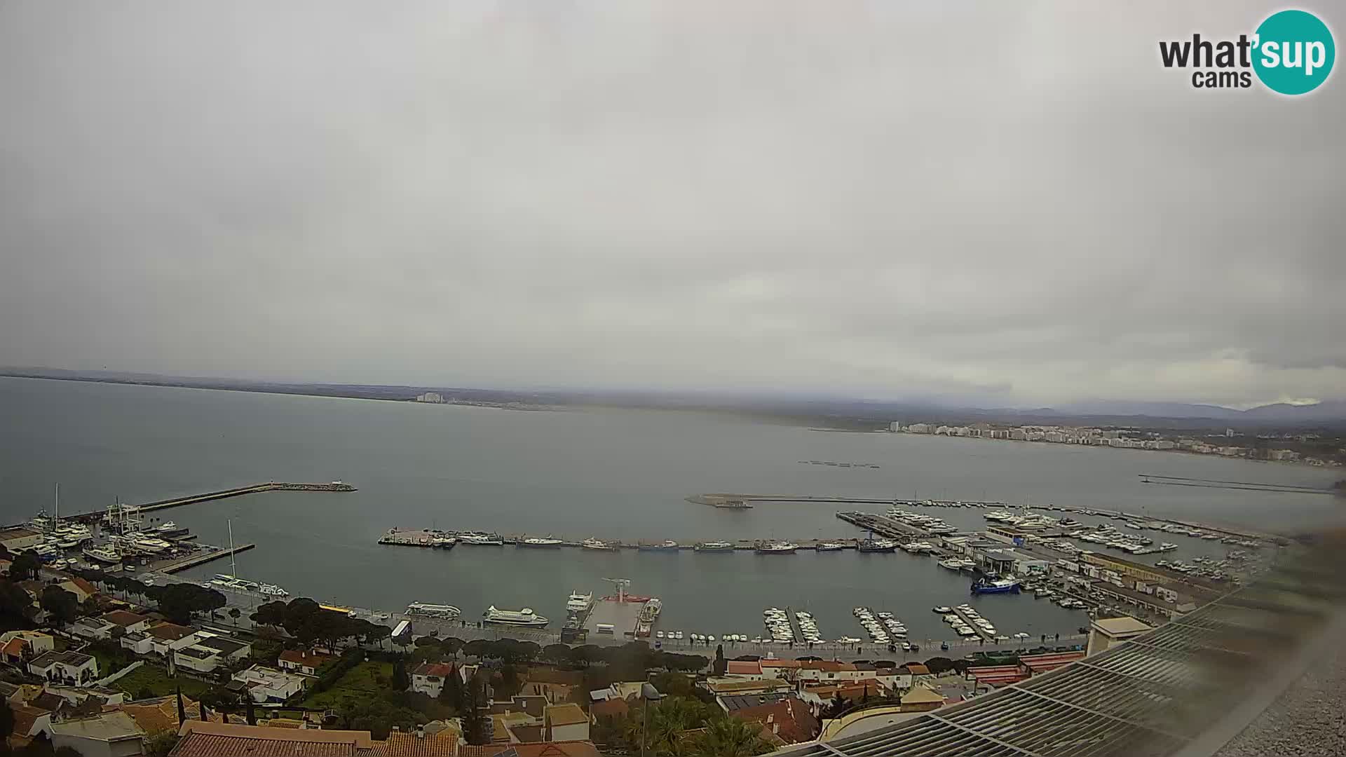 Livecam Hafen Roses –  Fischereihafen und die Bucht