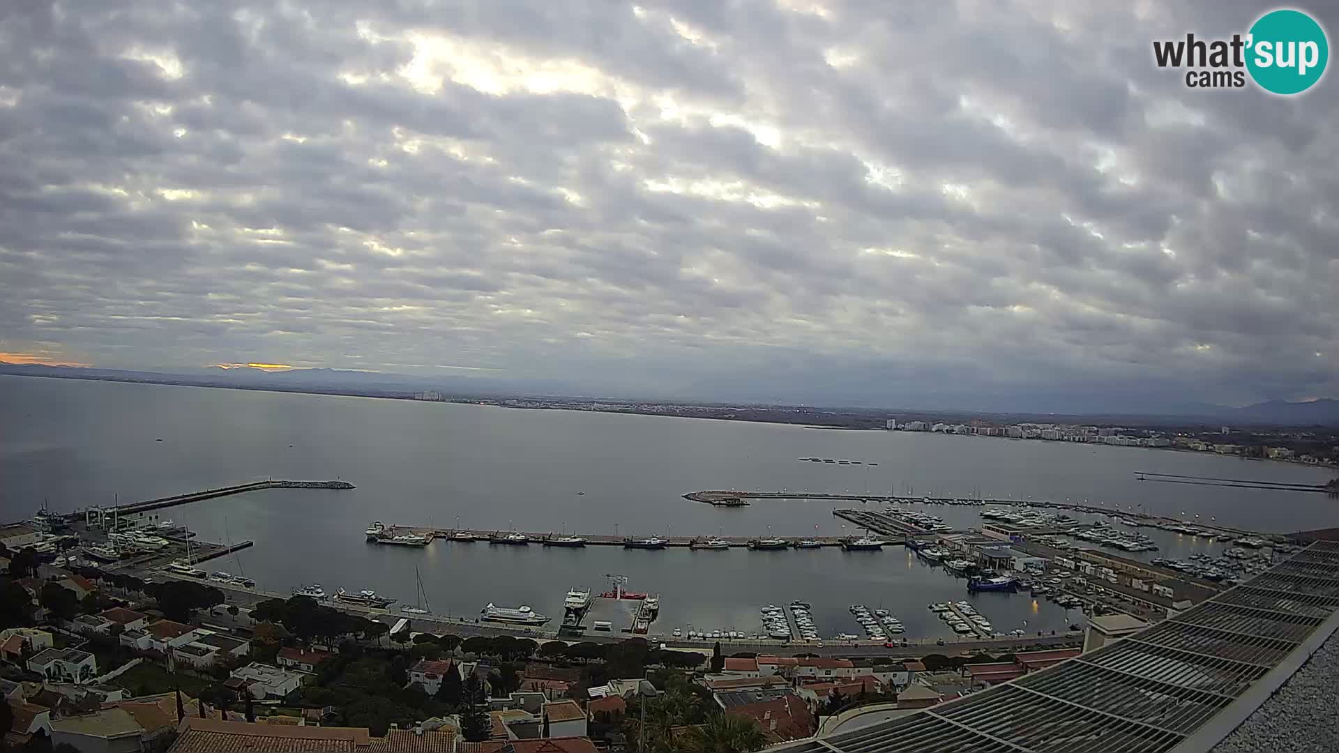 Roses – Porto di pesce e la baia