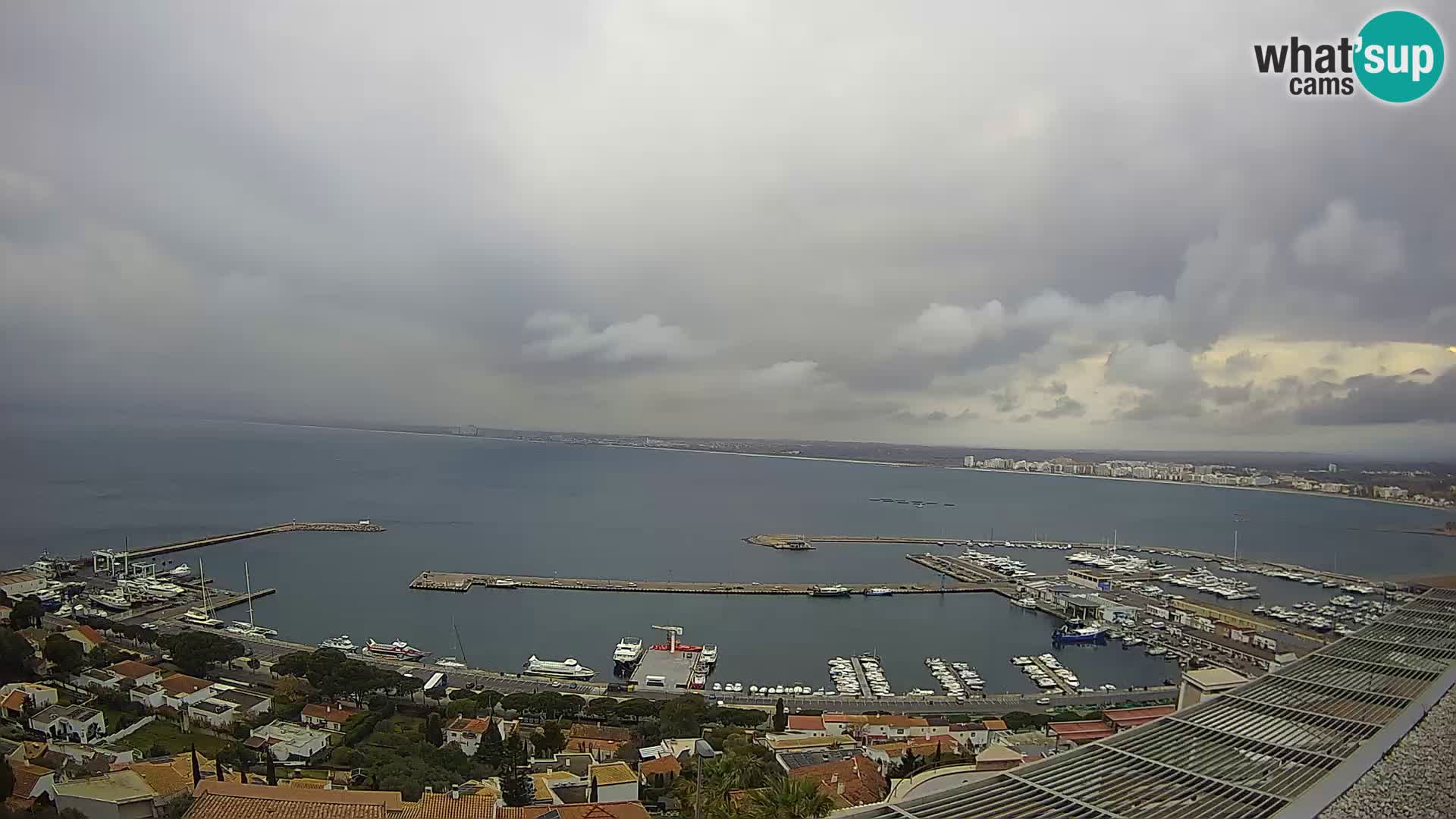 Roses – Ribiško pristanišče  in zaliv