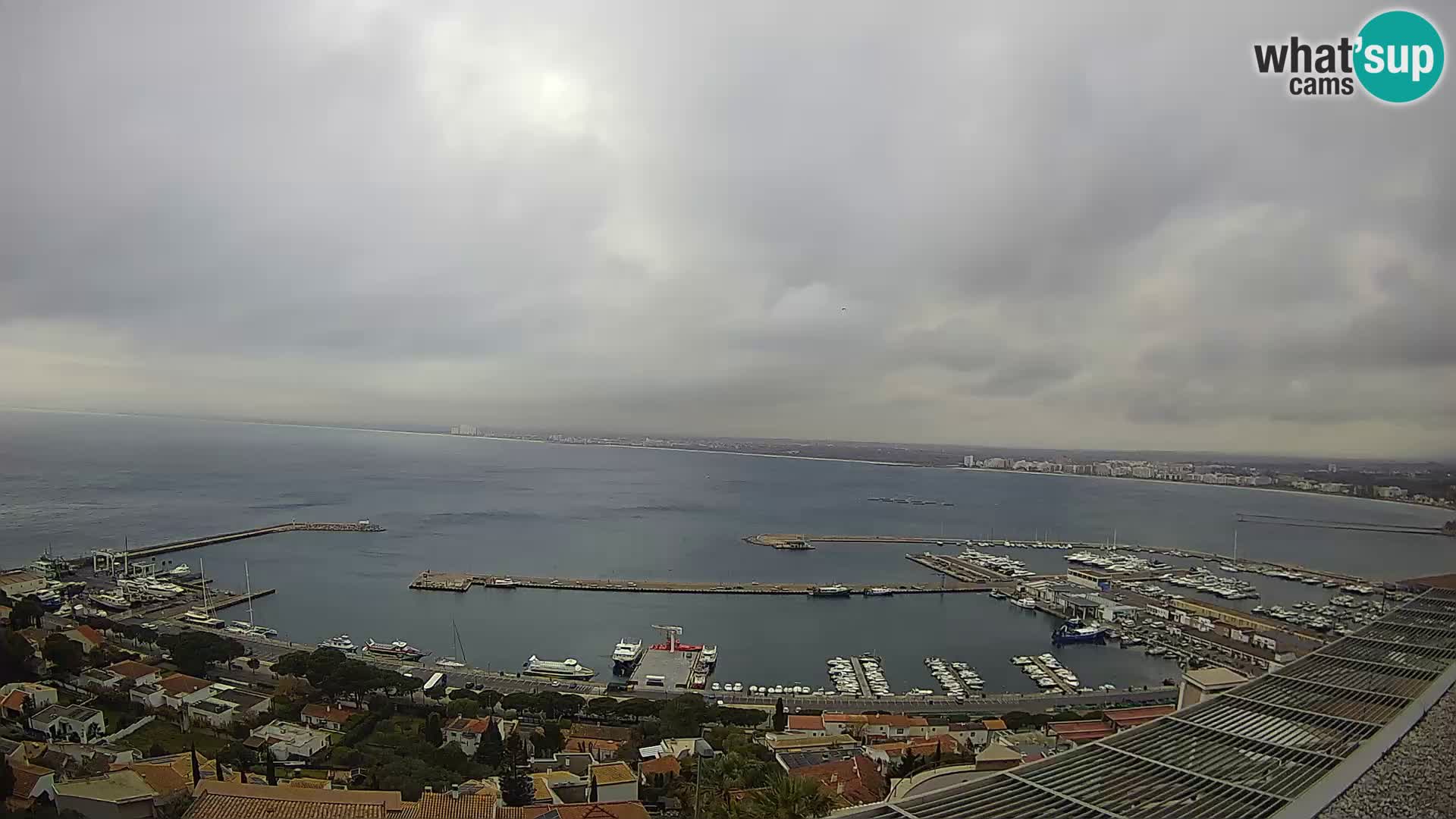 Roses – Puerto pesquero  y la bahía de Roses