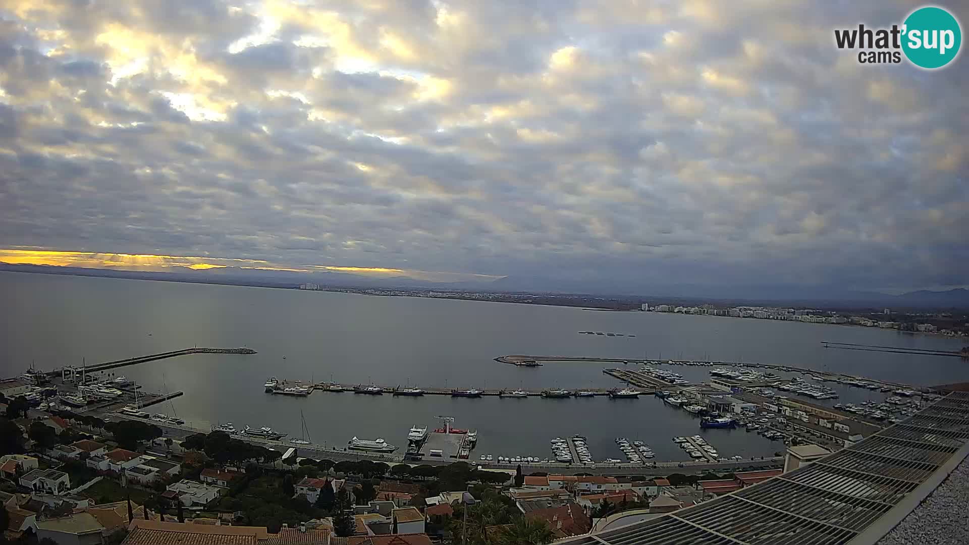 Roses – Porto di pesce e la baia