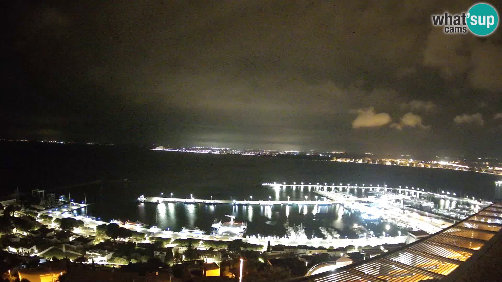 Livecam Hafen Roses – Fischereihafen und die Bucht