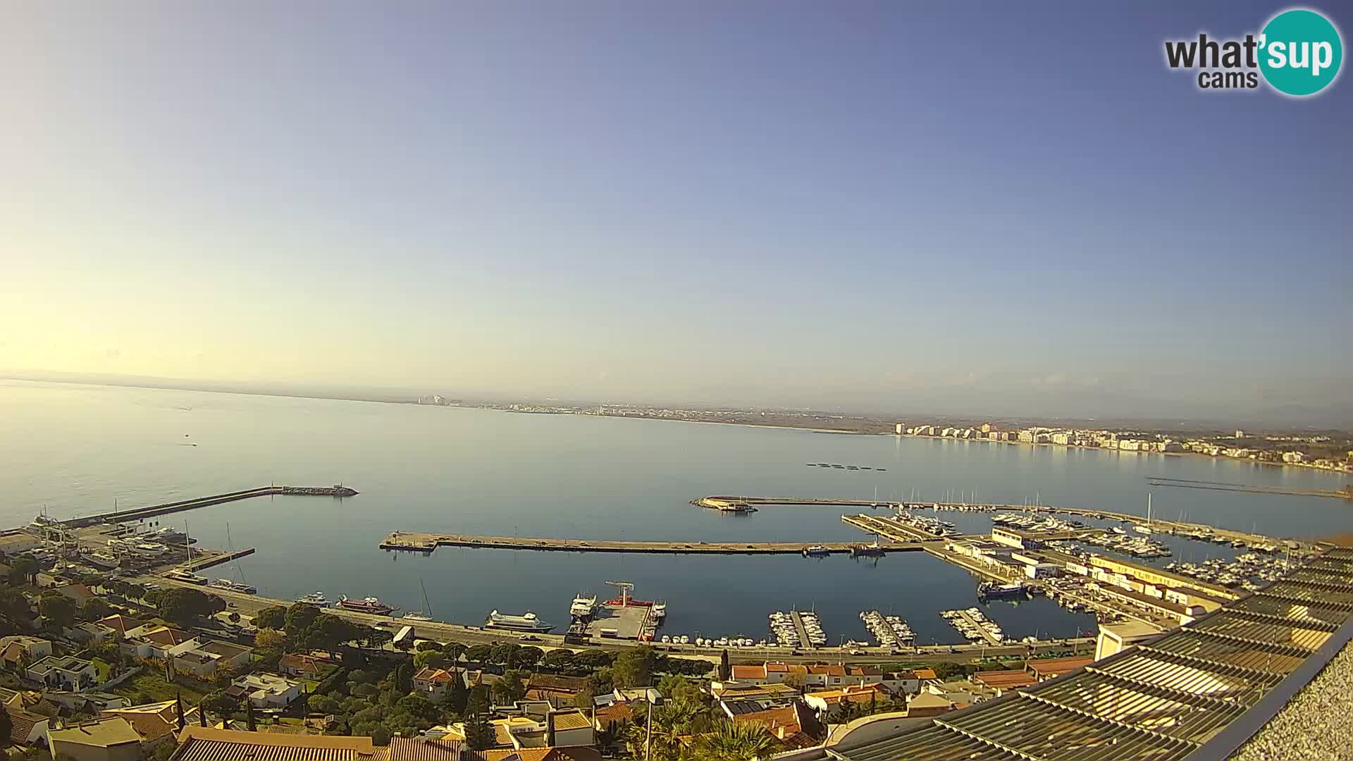 Livecam Hafen Roses –  Fischereihafen und die Bucht