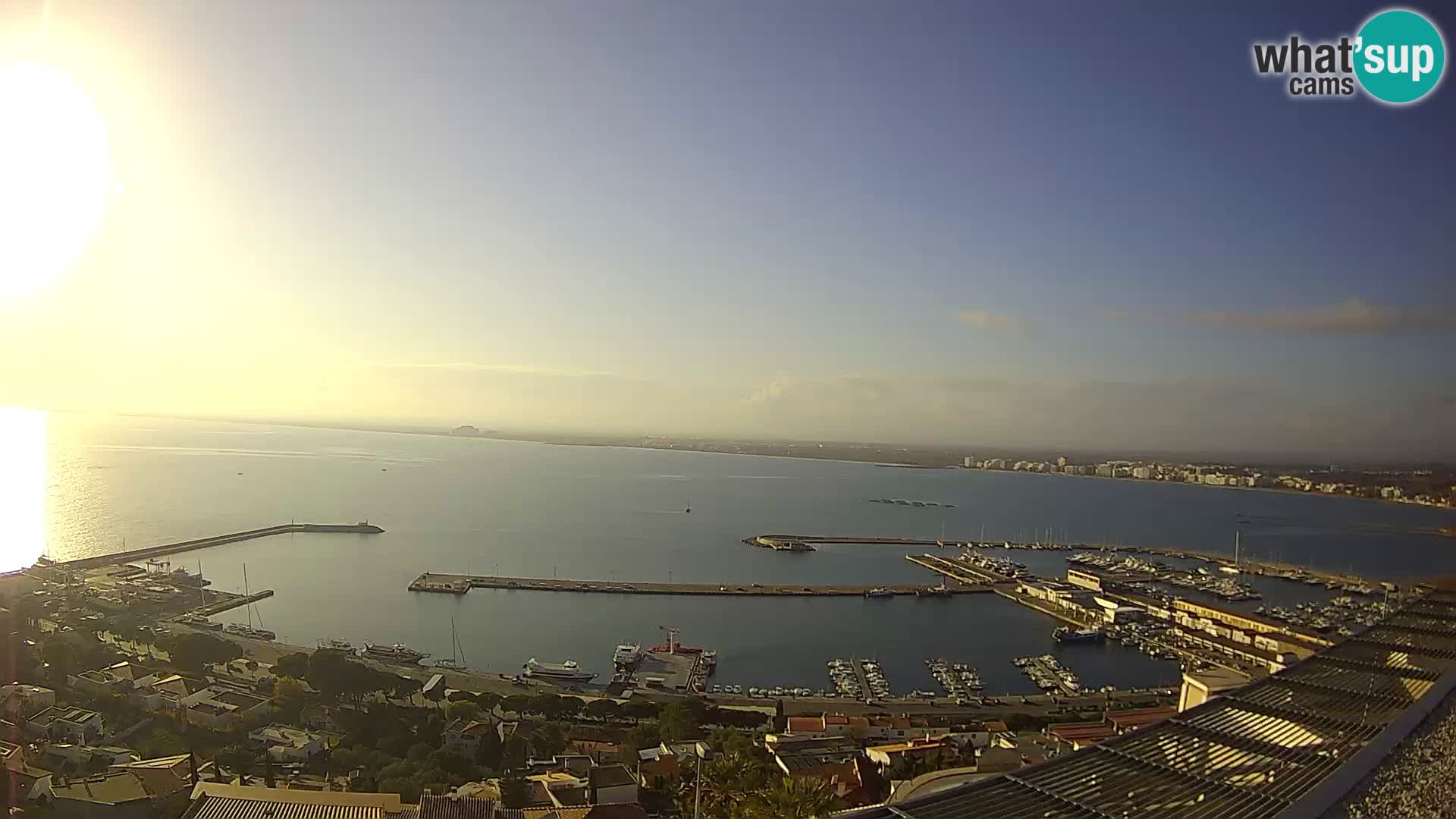 Livecam Hafen Roses –  Fischereihafen und die Bucht