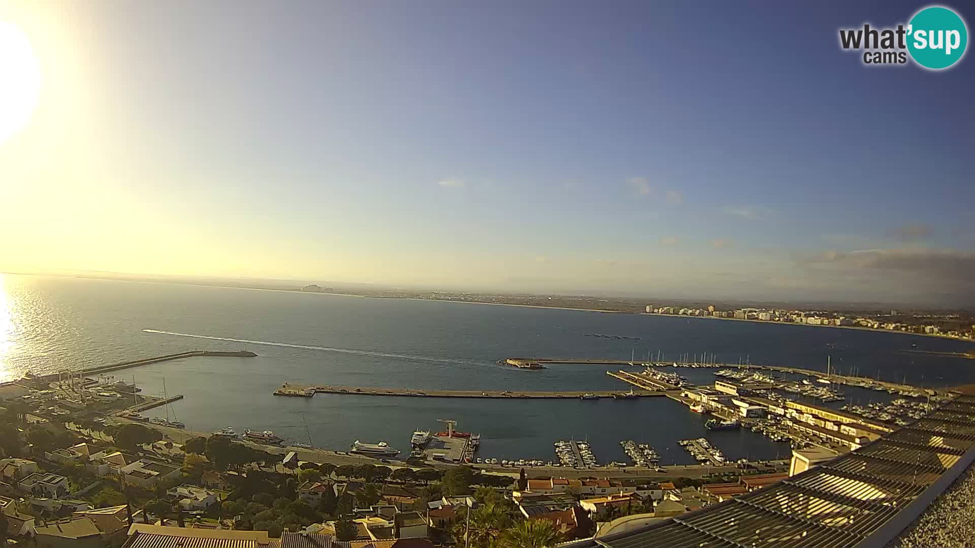 Livecam Hafen Roses –  Fischereihafen und die Bucht