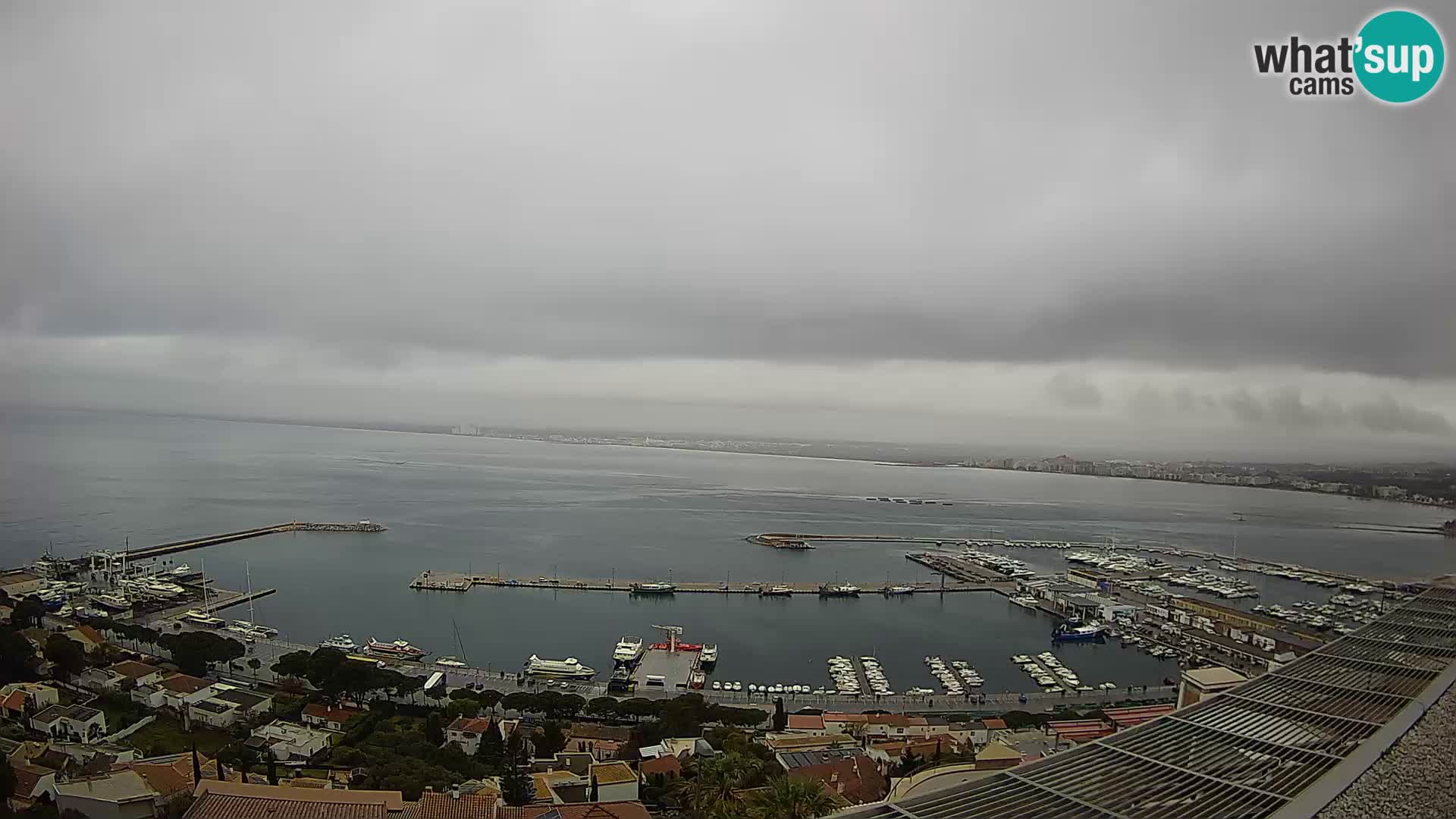 Roses –  Port de pêche  et la baie