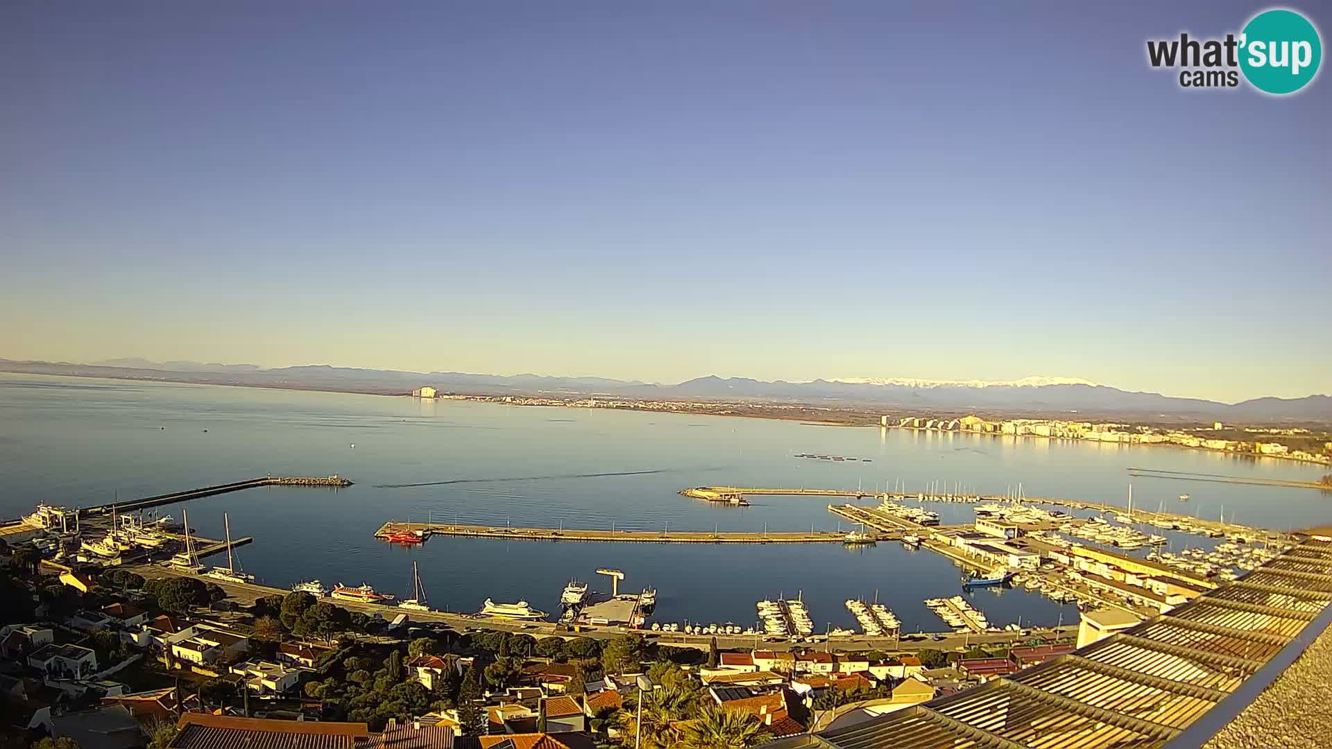 Roses –  Port de pêche  et la baie