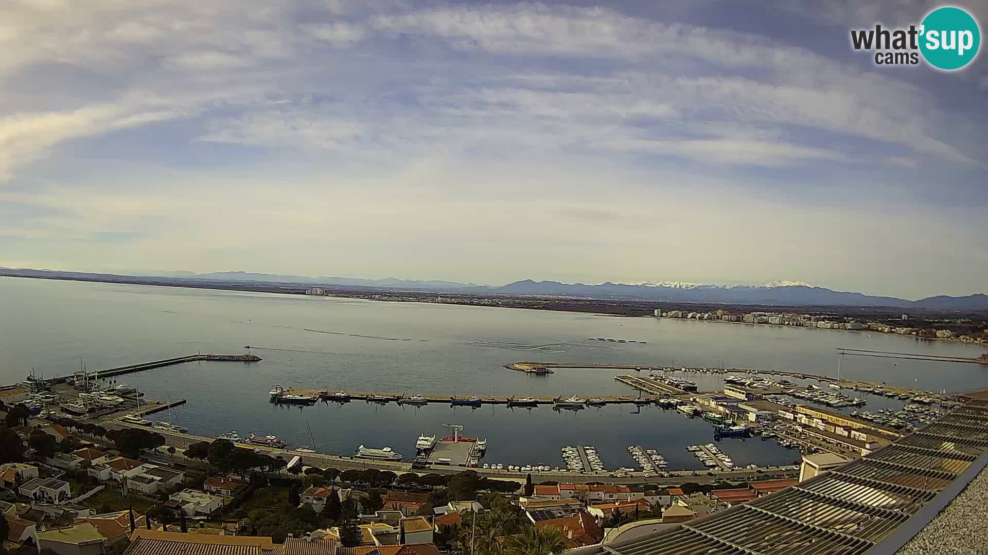 Roses – Puerto pesquero  y la bahía de Roses