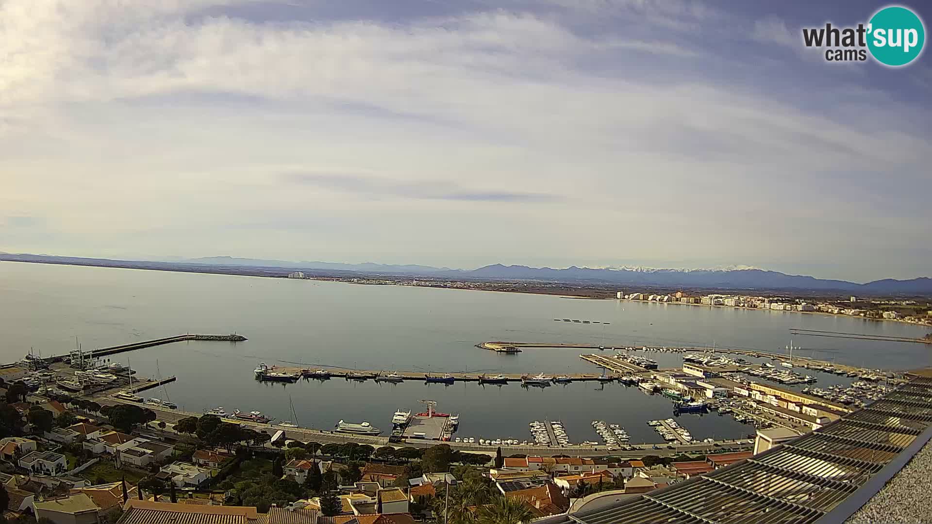 Roses – Puerto pesquero  y la bahía de Roses