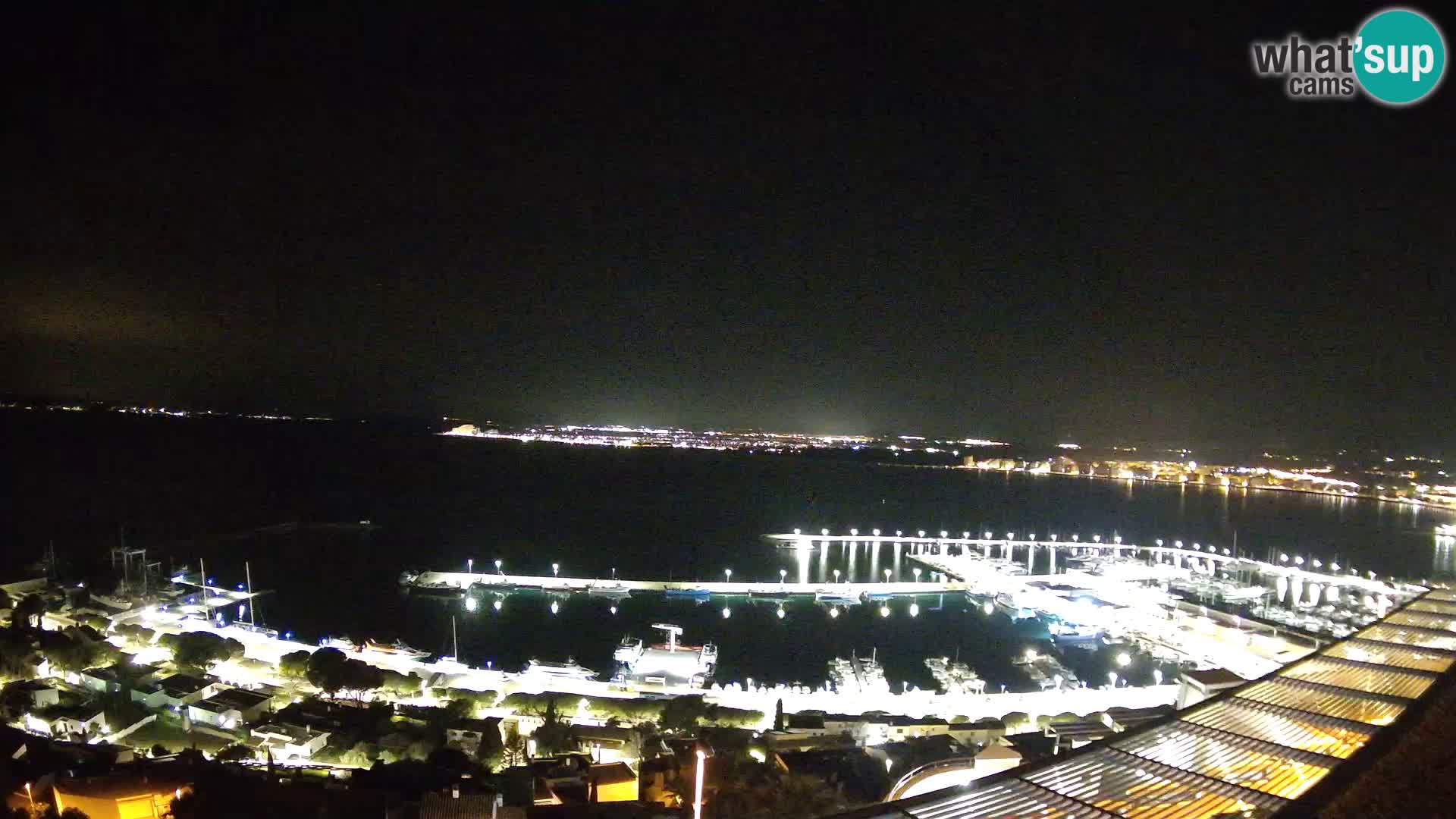 Livecam Hafen Roses –  Fischereihafen und die Bucht