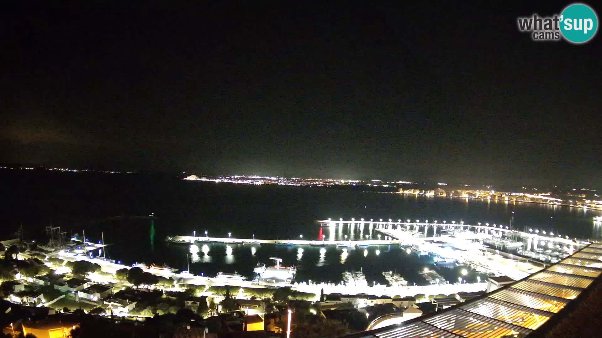 Roses – Puerto pesquero  y la bahía de Roses