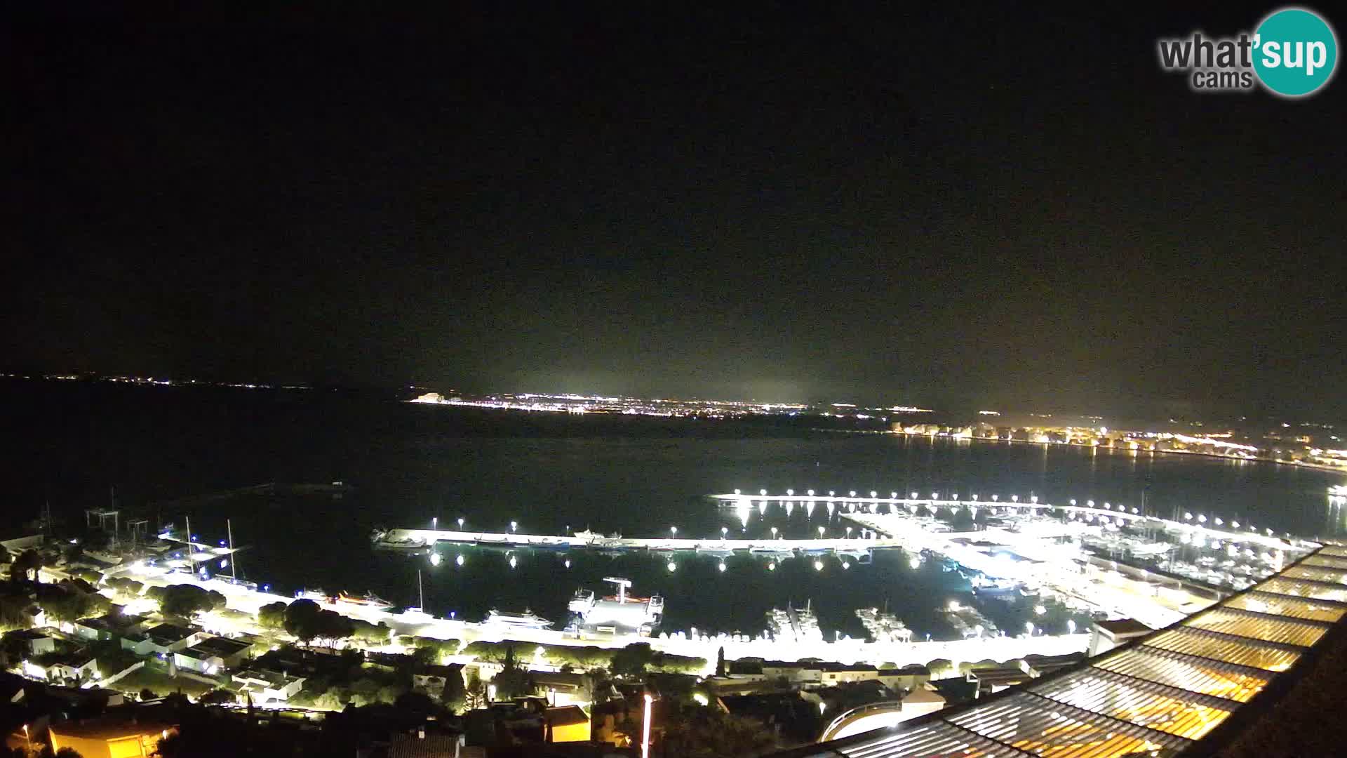 Livecam Hafen Roses –  Fischereihafen und die Bucht