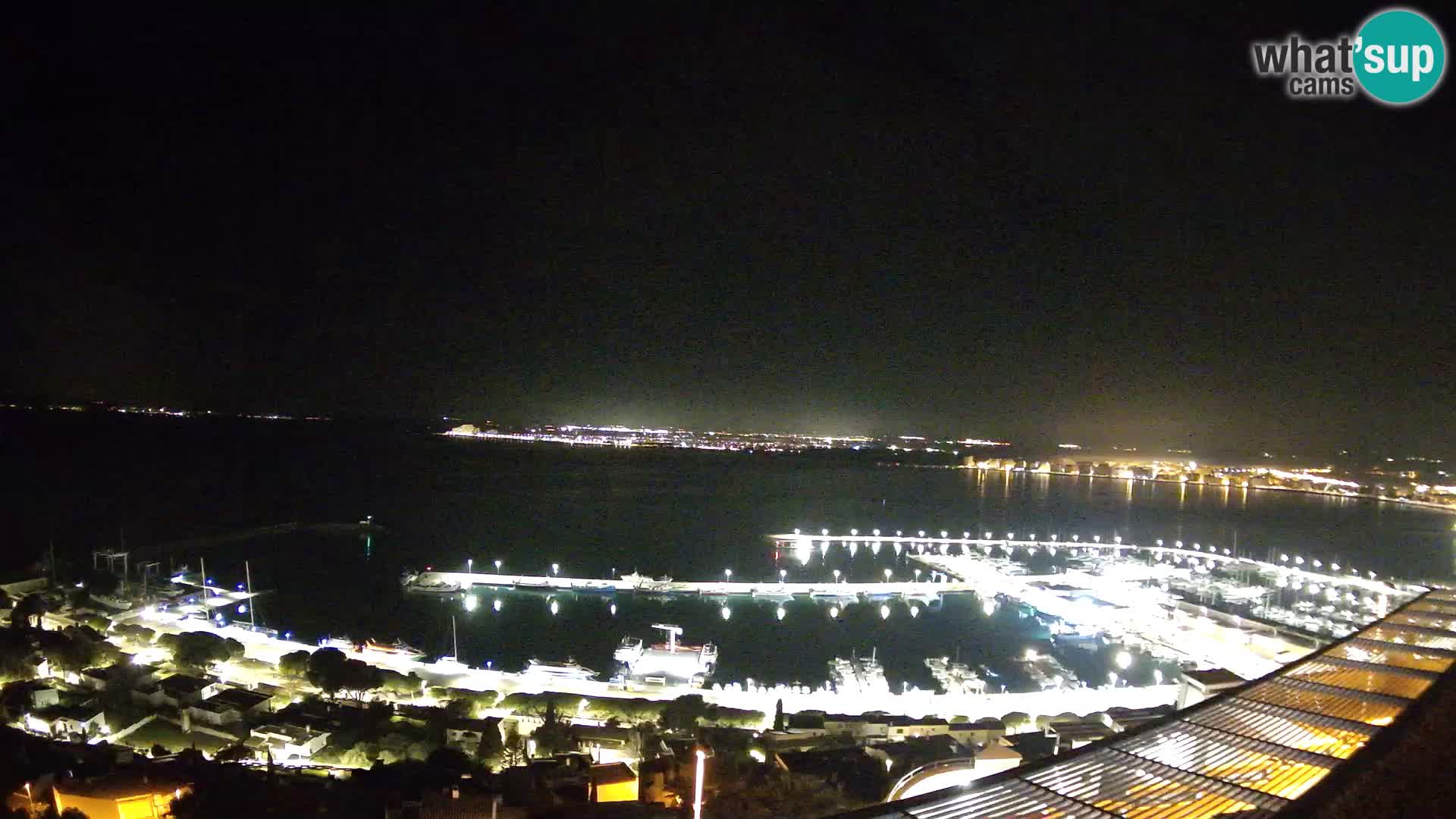 Livecam Hafen Roses –  Fischereihafen und die Bucht