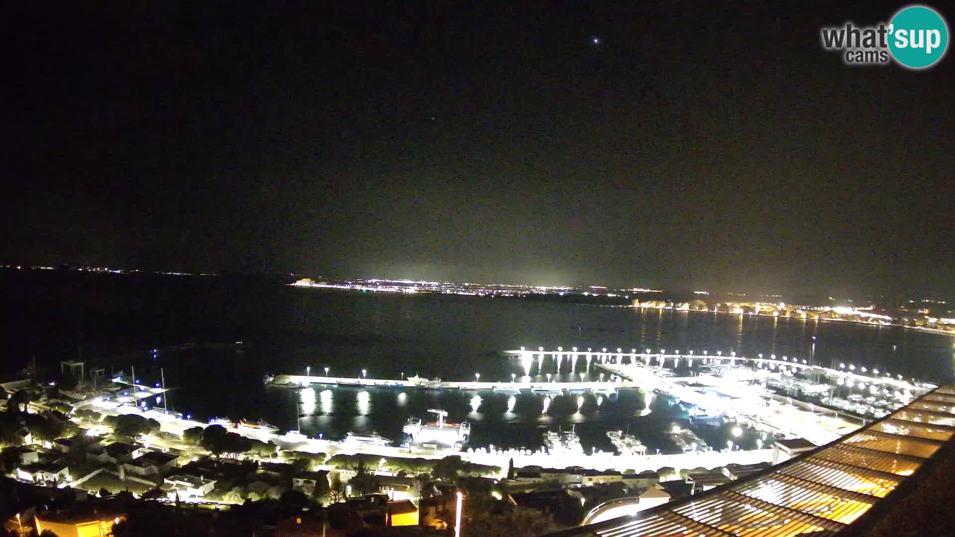 Roses – Puerto pesquero  y la bahía de Roses