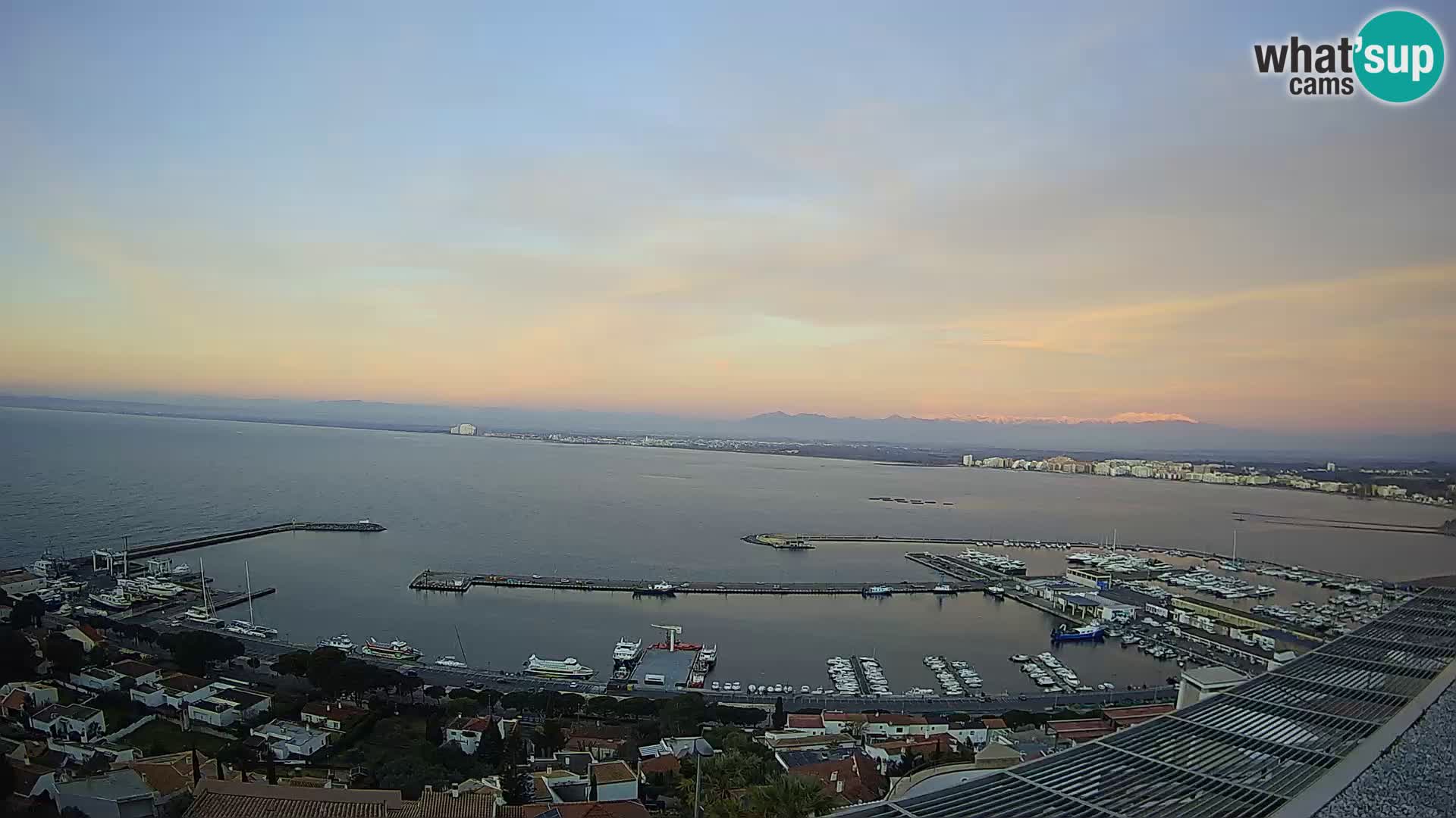 Roses – Porto di pesce e la baia