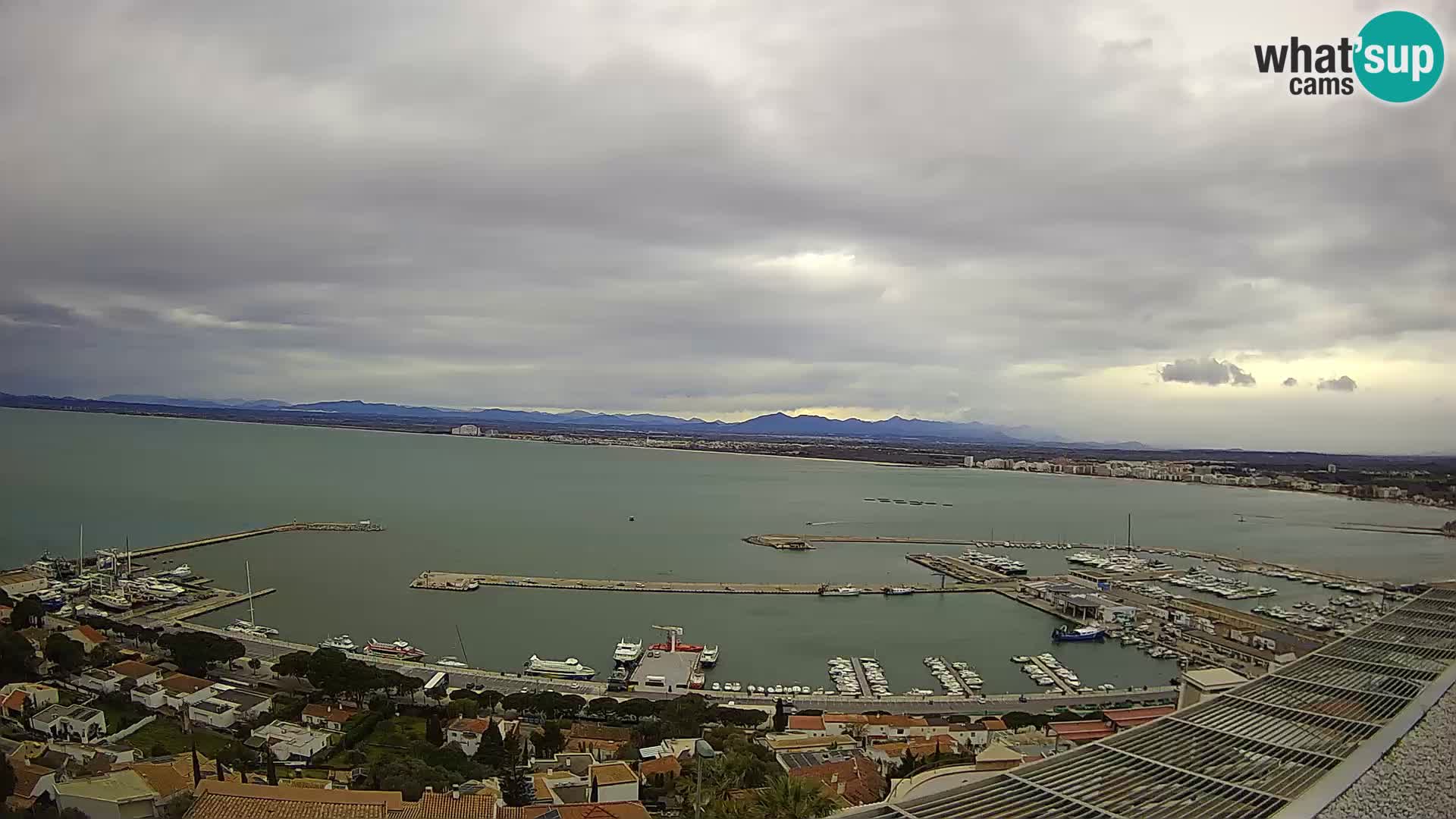 Roses – Ribiško pristanišče  in zaliv