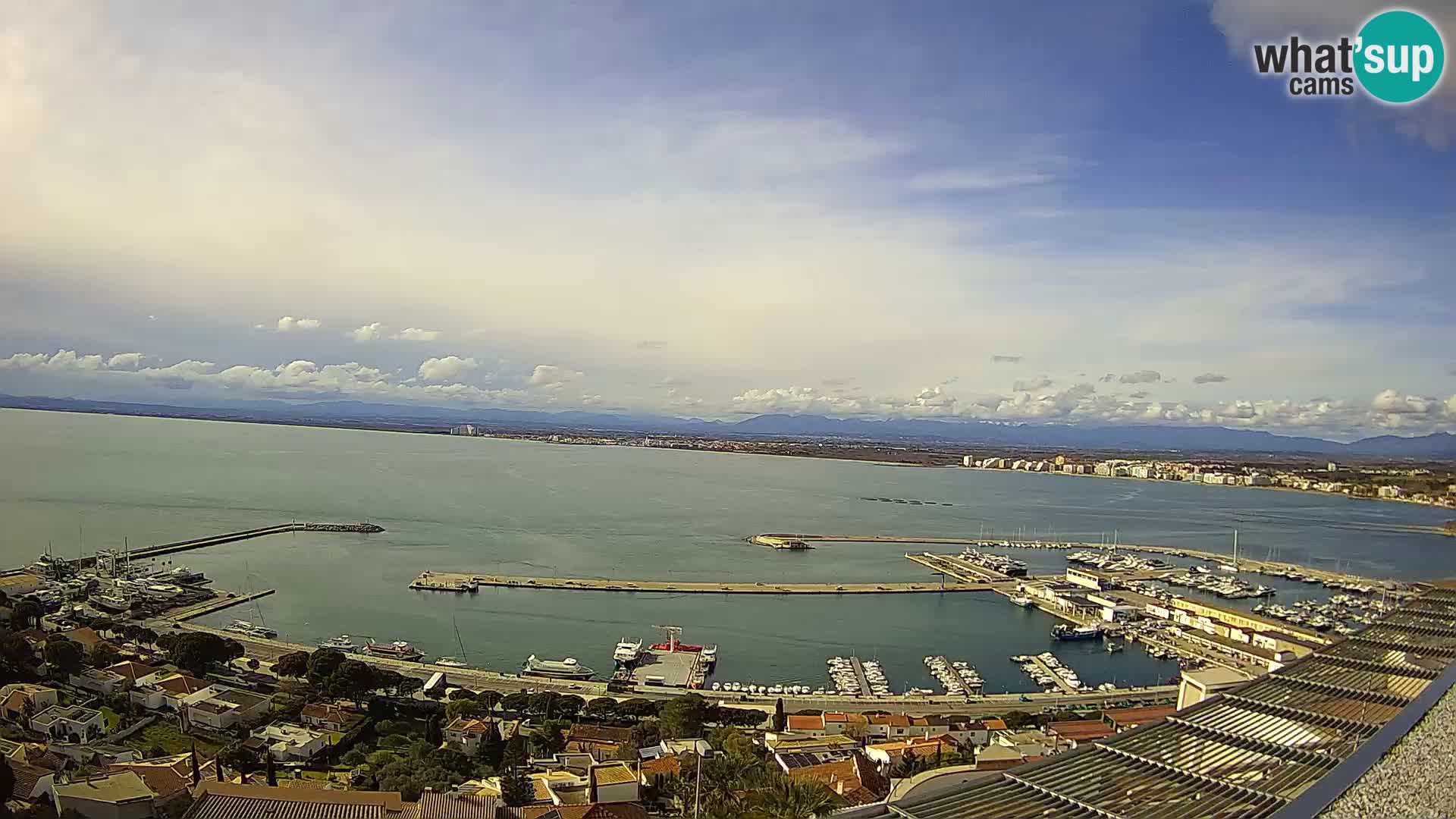 Roses –  Port de pêche  et la baie