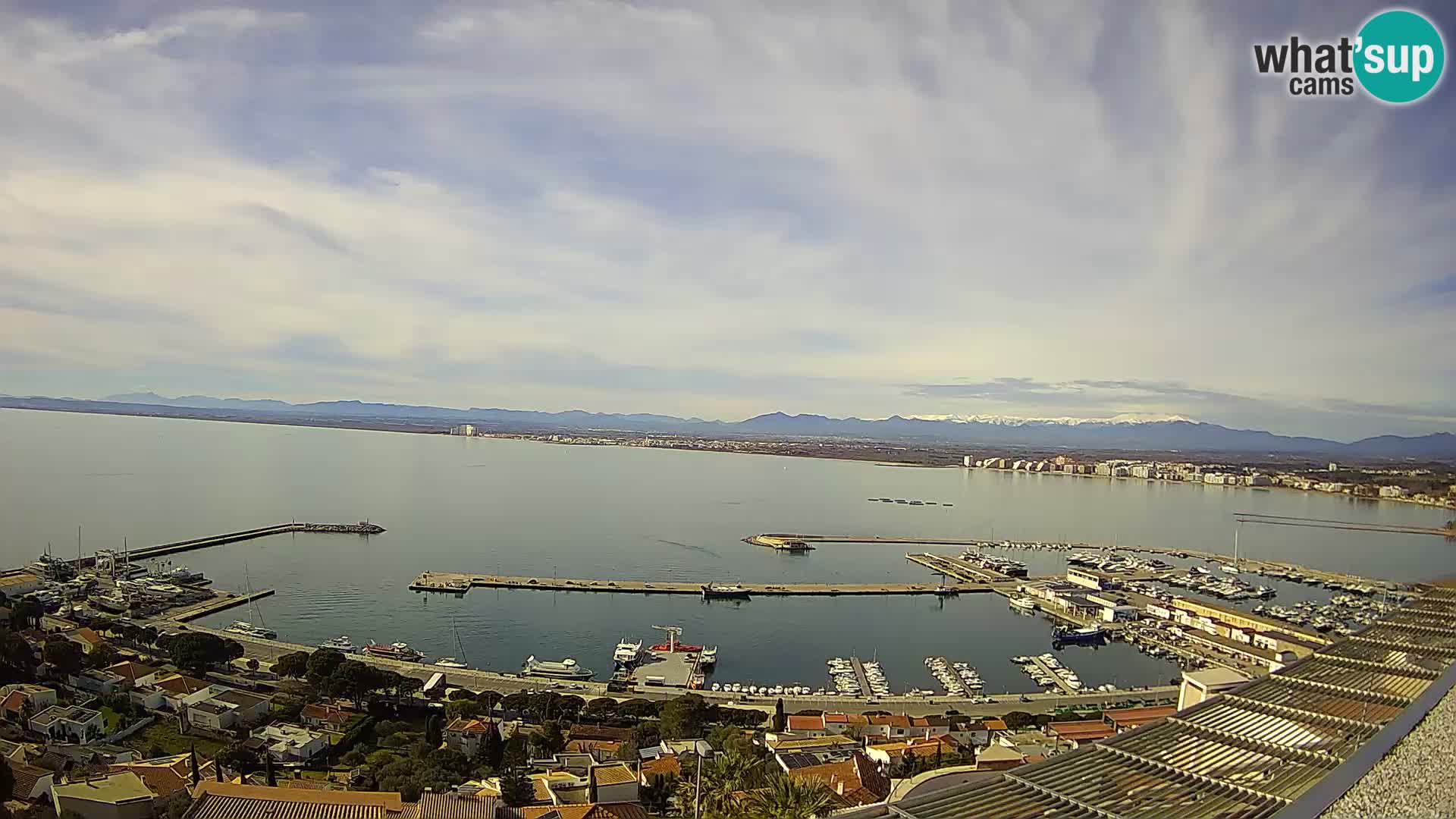 Roses –  Port de pêche  et la baie