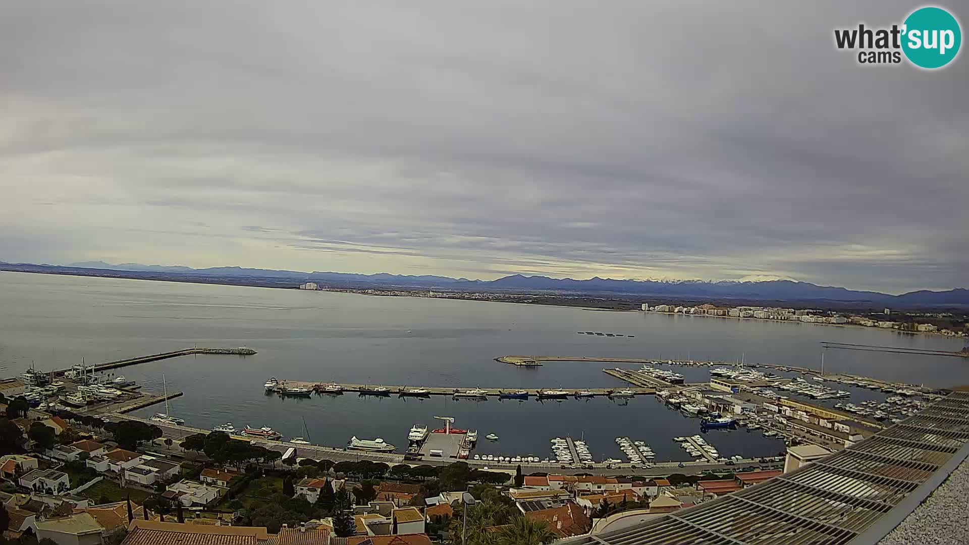 Roses –  Port de pêche  et la baie