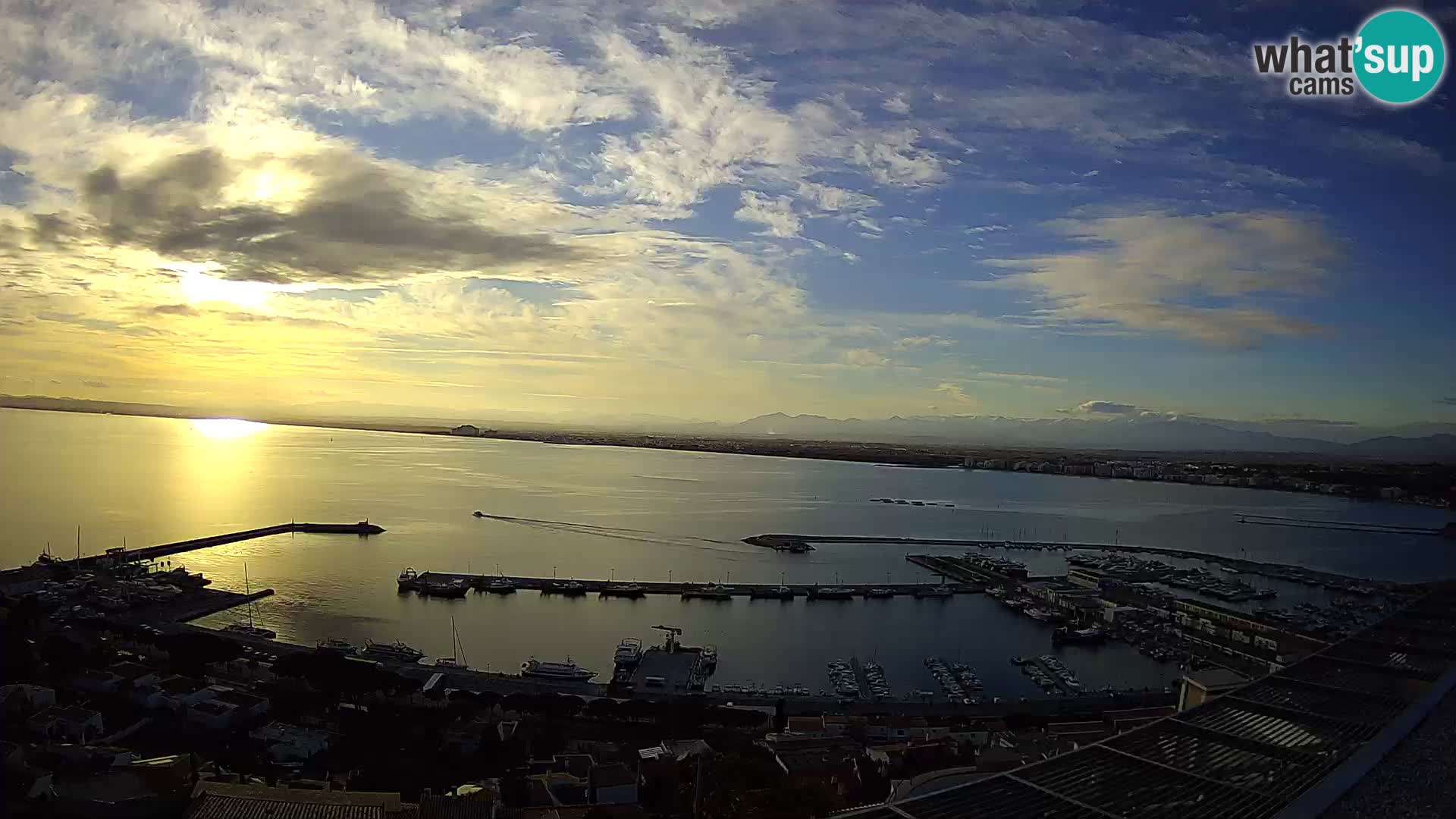 Livecam Hafen Roses –  Fischereihafen und die Bucht