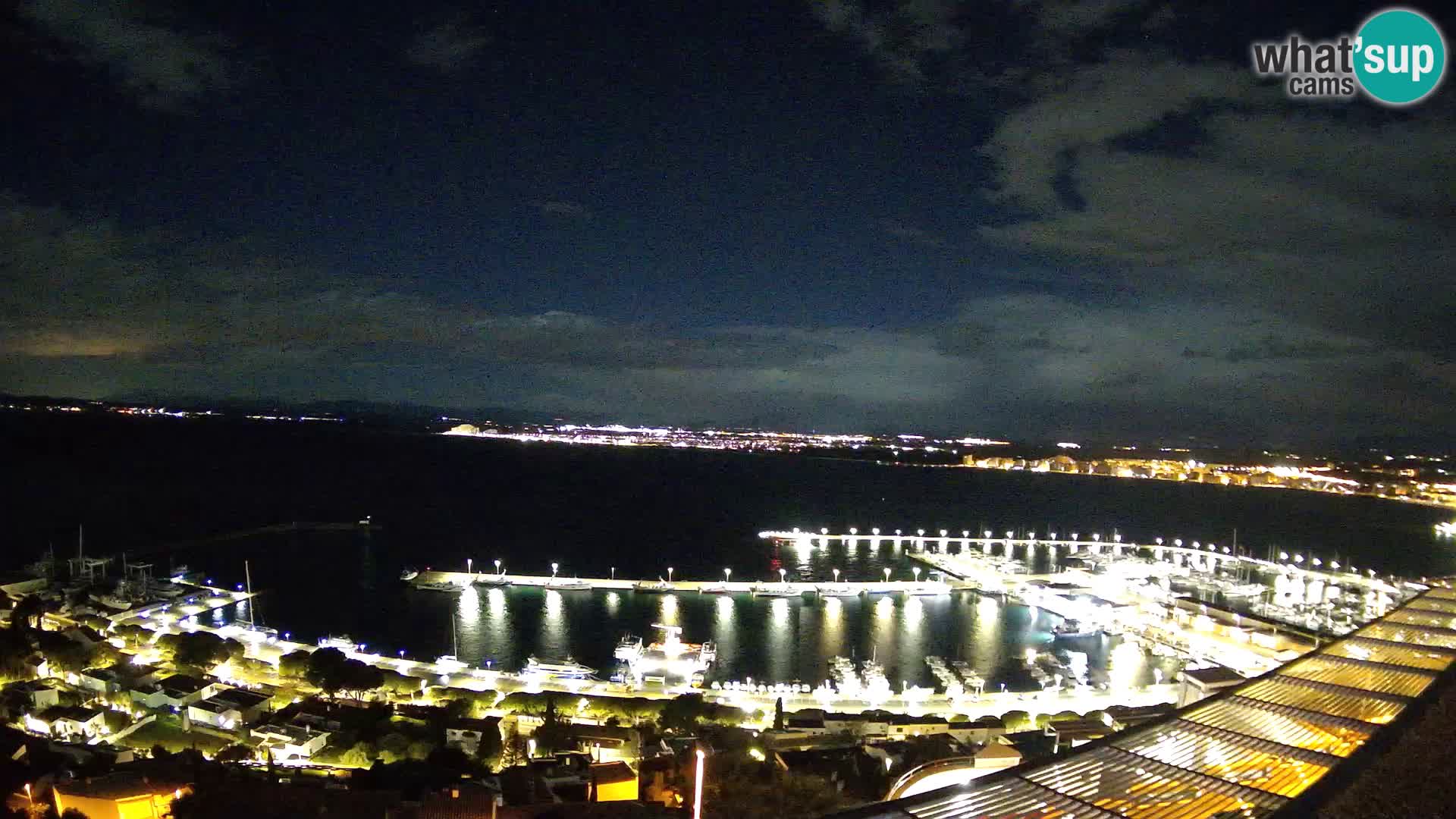 Livecam Hafen Roses –  Fischereihafen und die Bucht