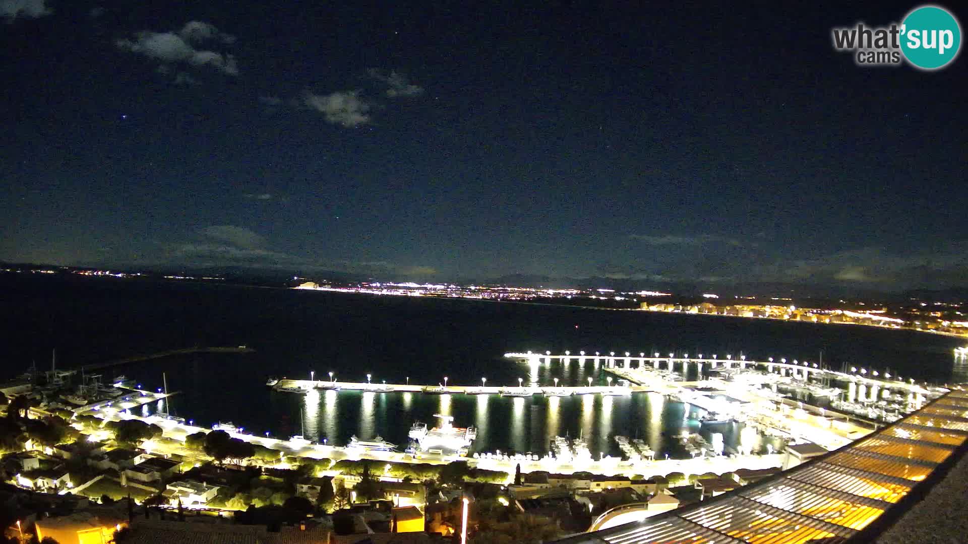 Roses – Puerto pesquero  y la bahía de Roses