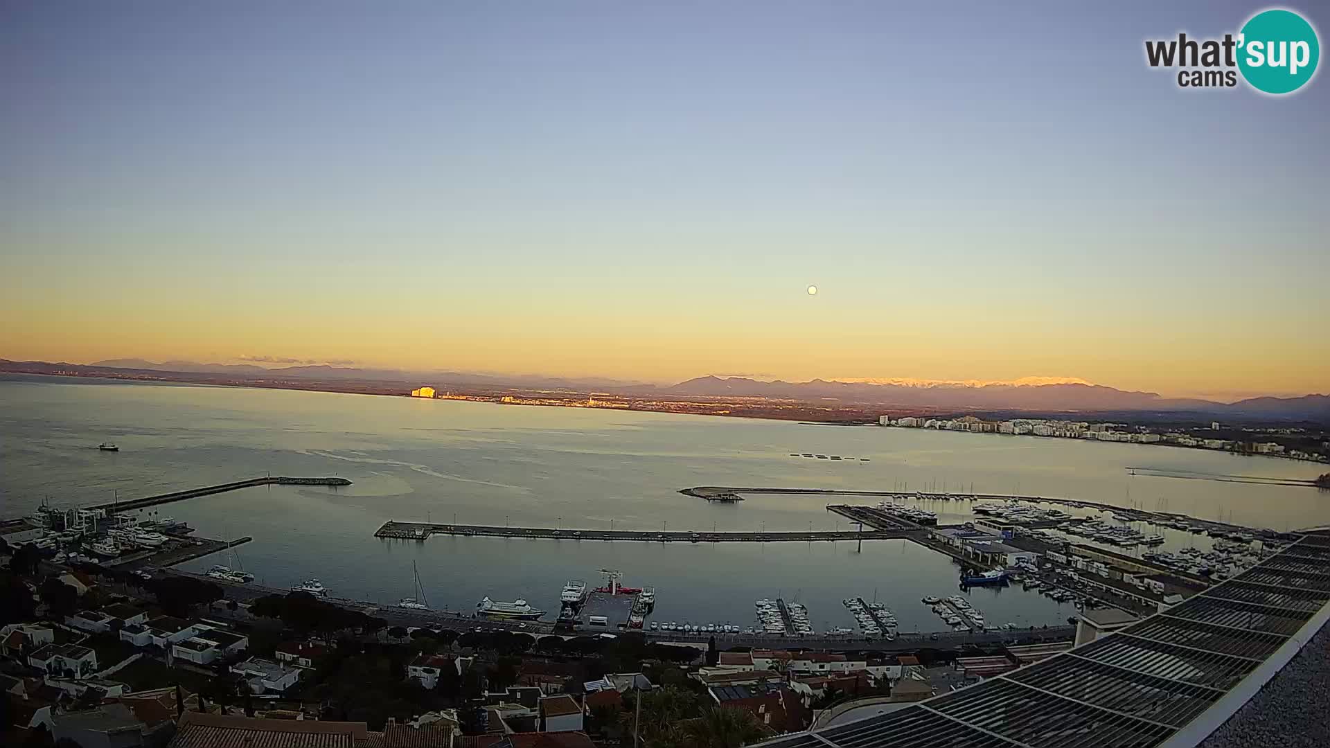 Roses – Porto di pesce e la baia
