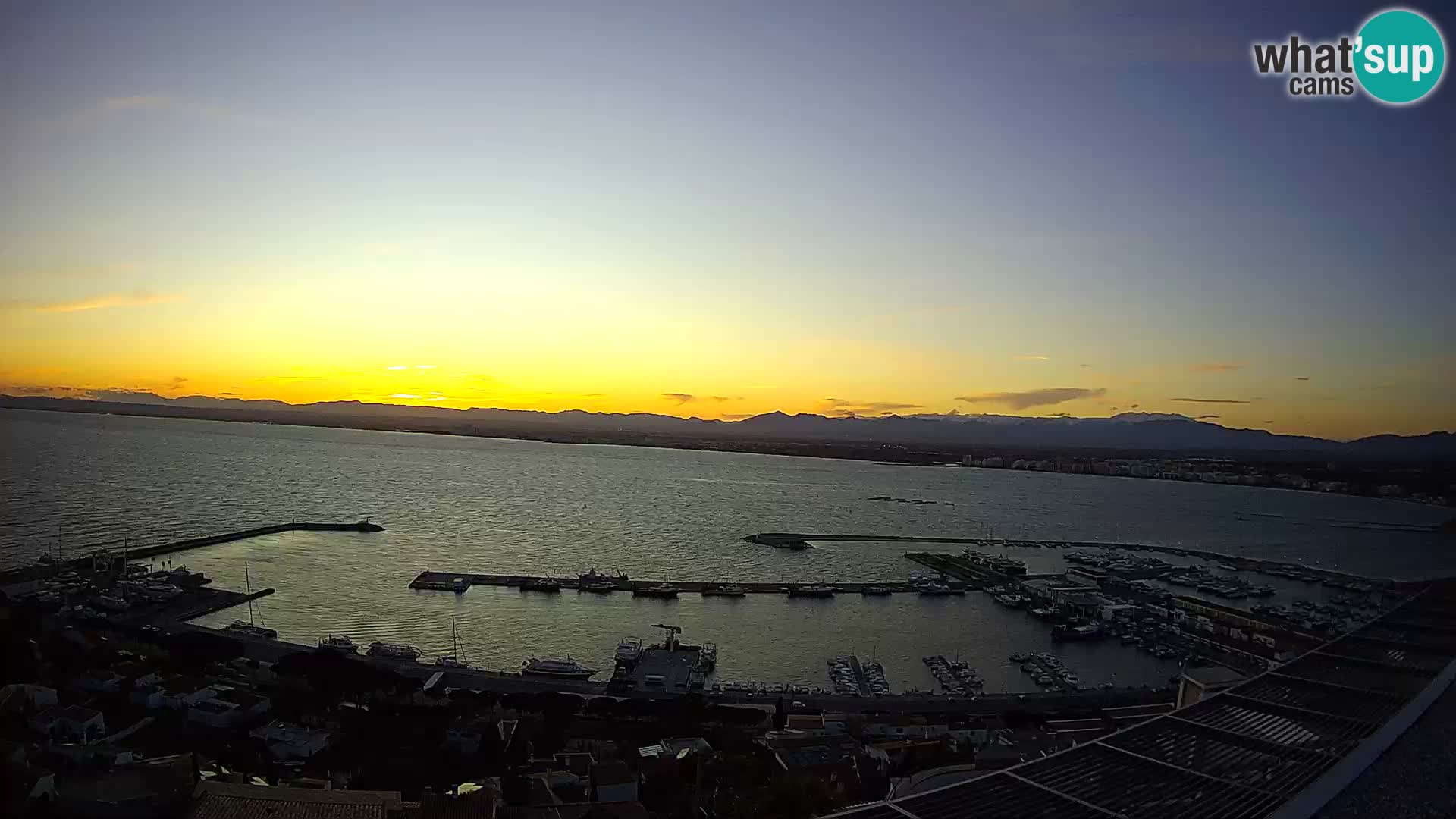 Livecam Hafen Roses – Fischereihafen und die Bucht