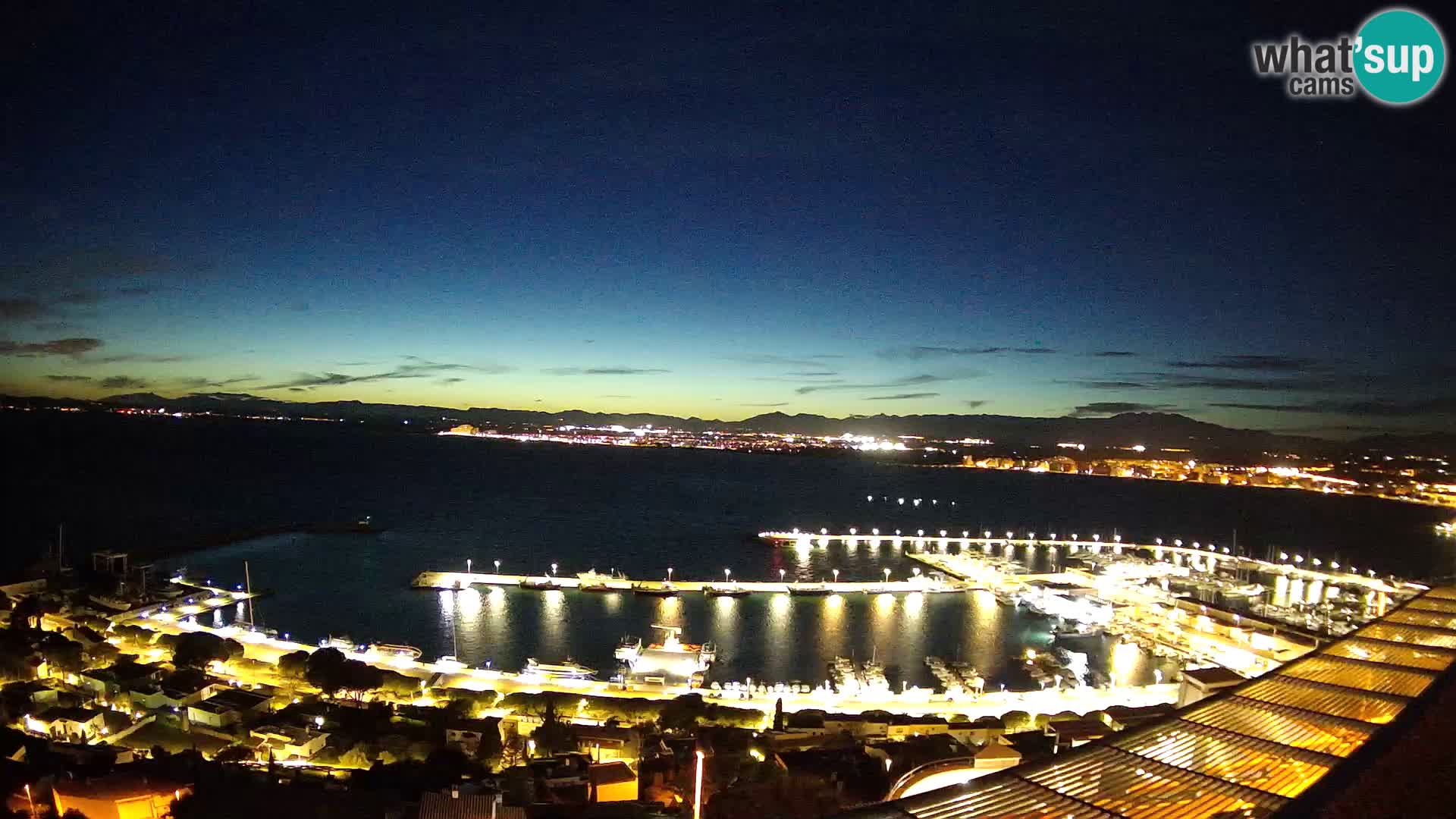 Livecam Hafen Roses – Fischereihafen und die Bucht