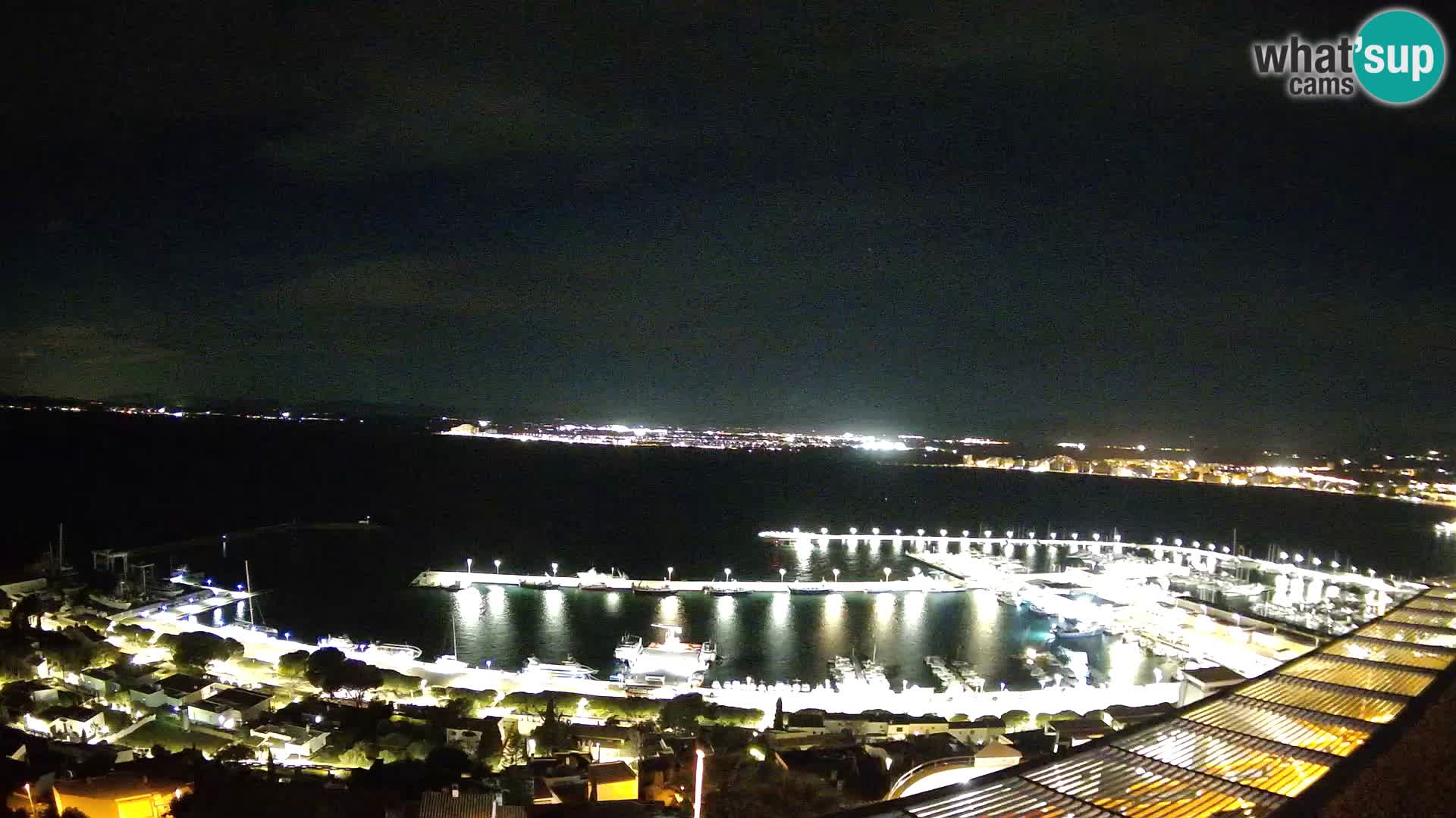 Livecam Hafen Roses –  Fischereihafen und die Bucht