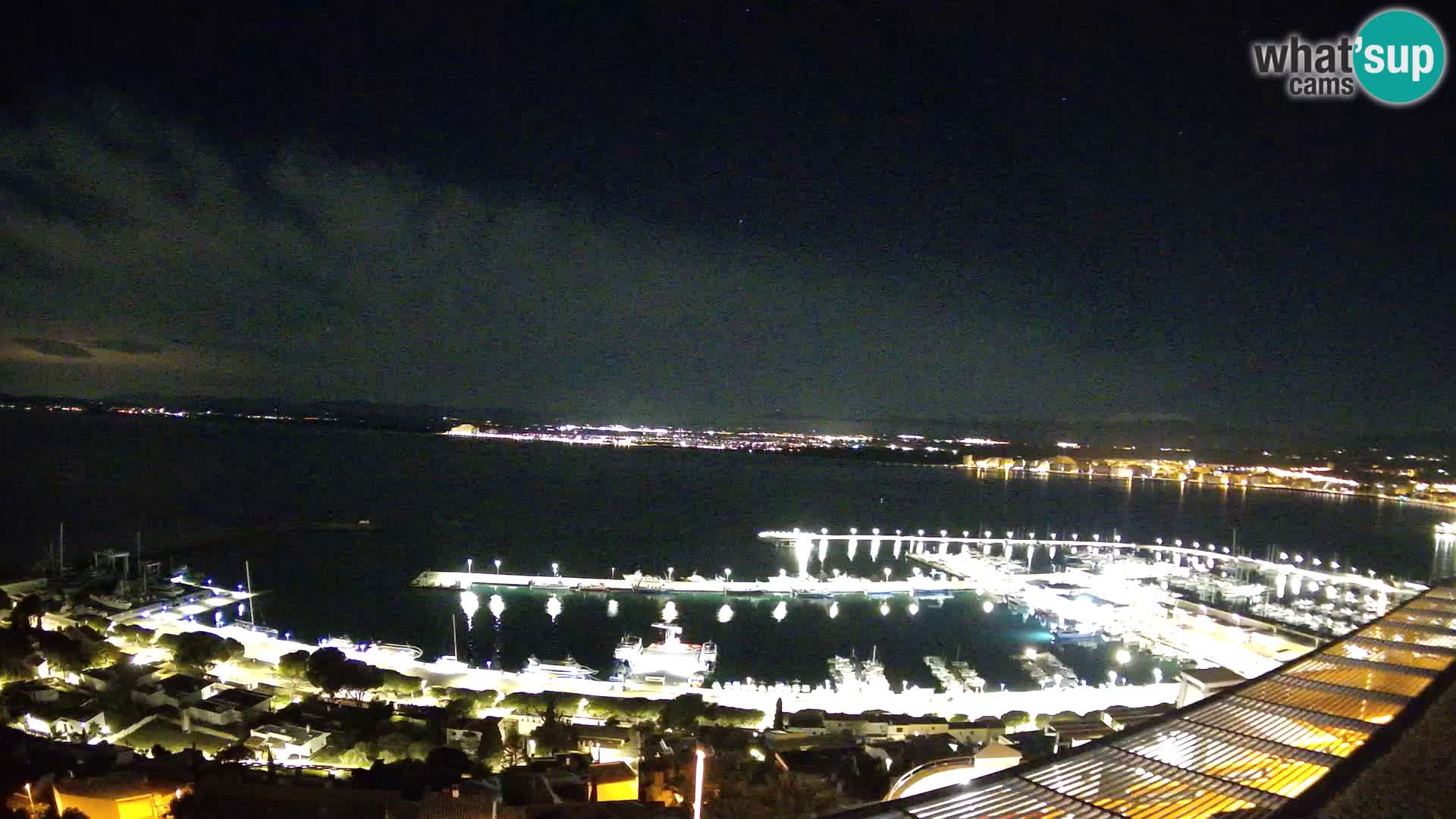 Roses – Puerto pesquero  y la bahía de Roses