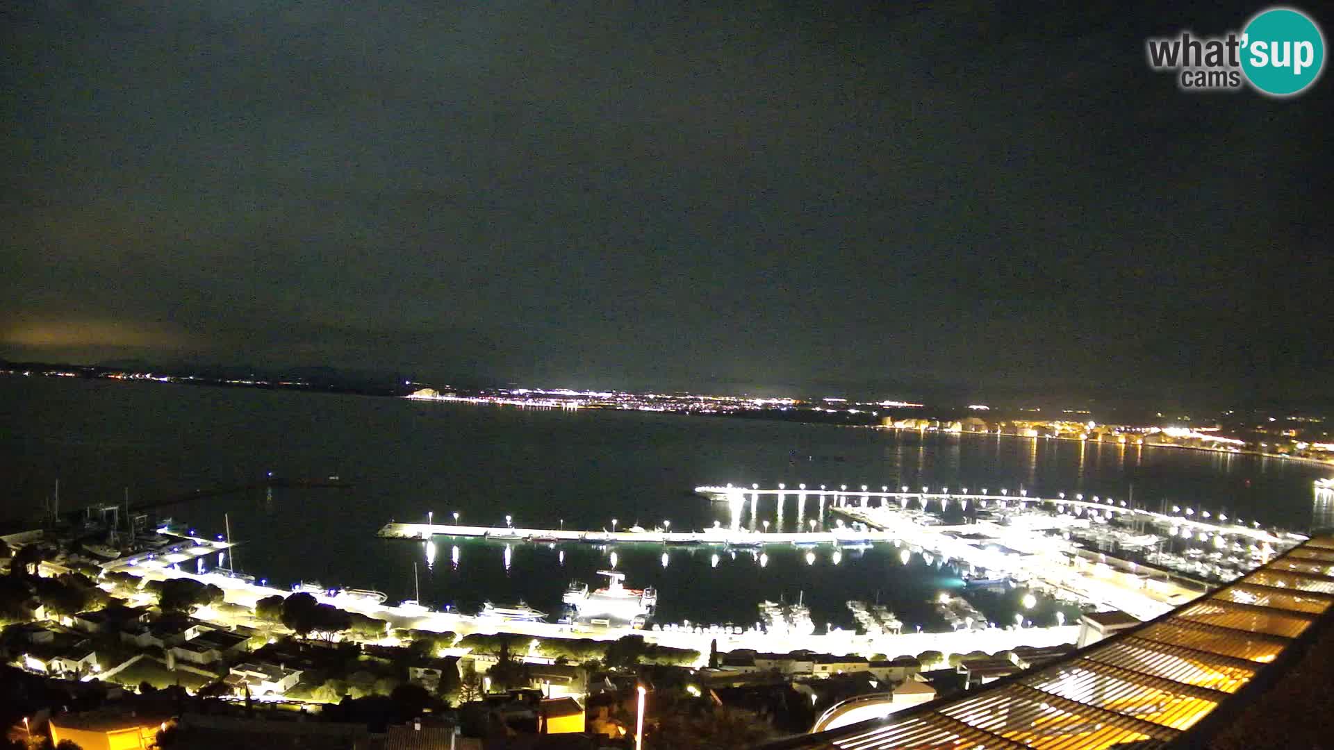 Roses – Puerto pesquero  y la bahía de Roses