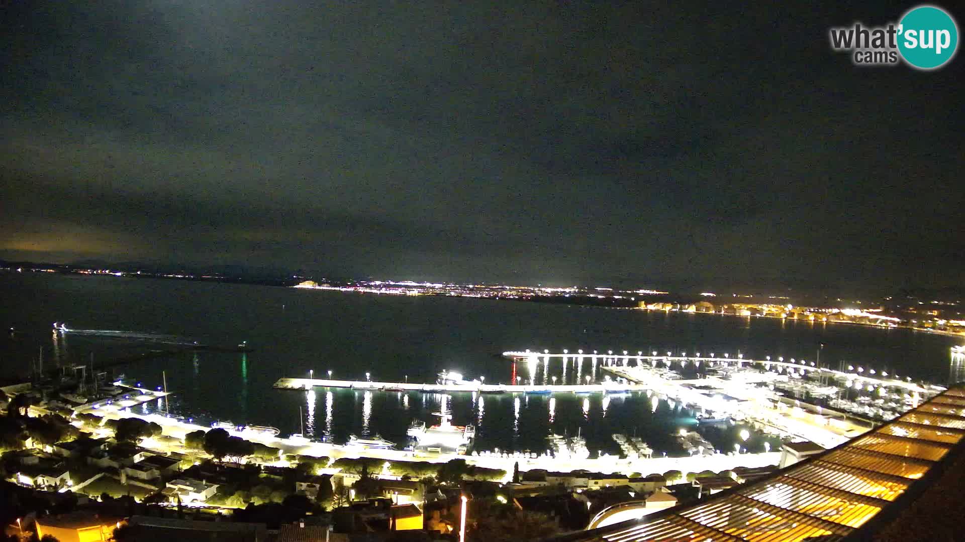 Roses – Ribiško pristanišče  in zaliv