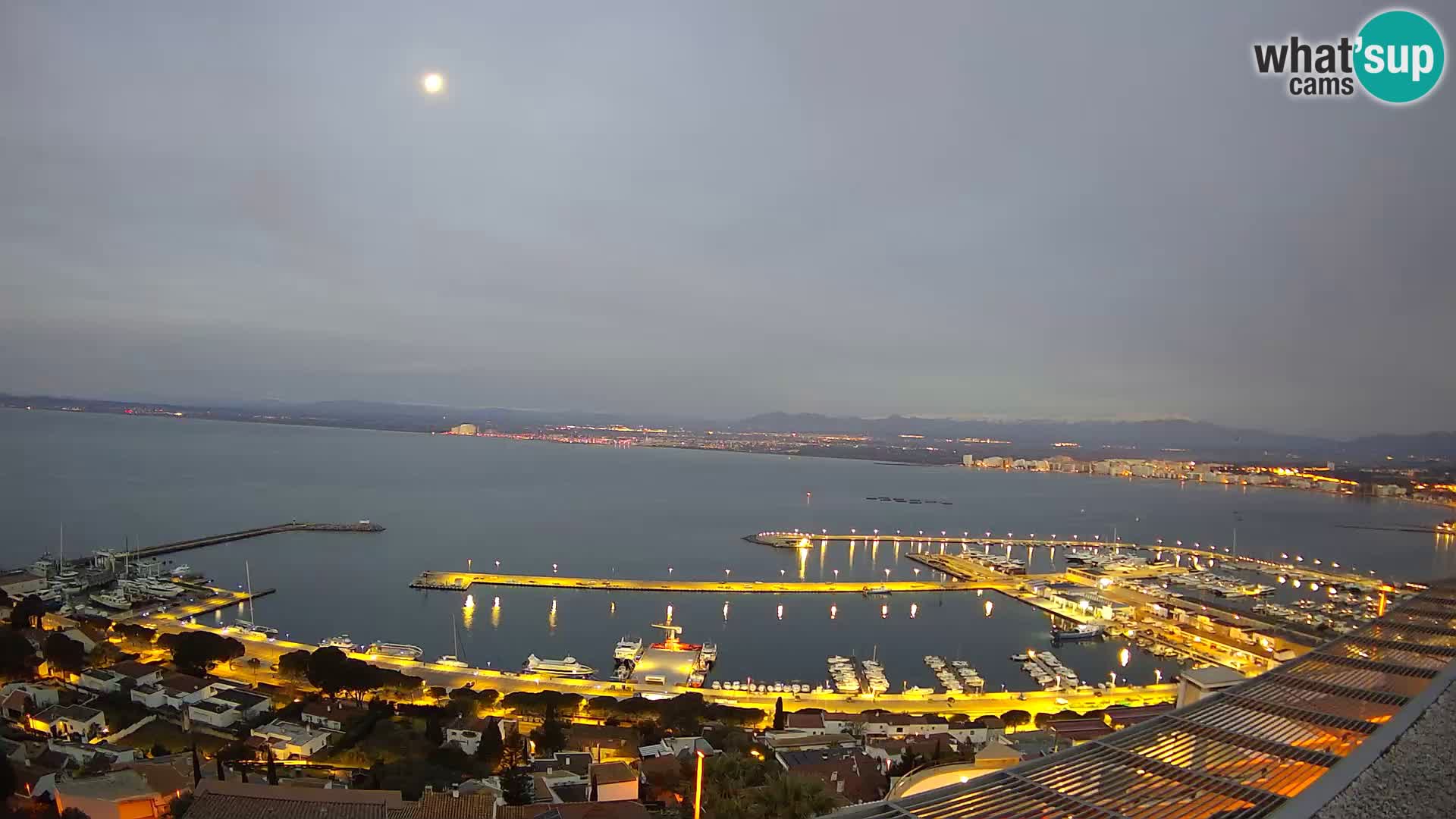 Roses – Ribiško pristanišče  in zaliv