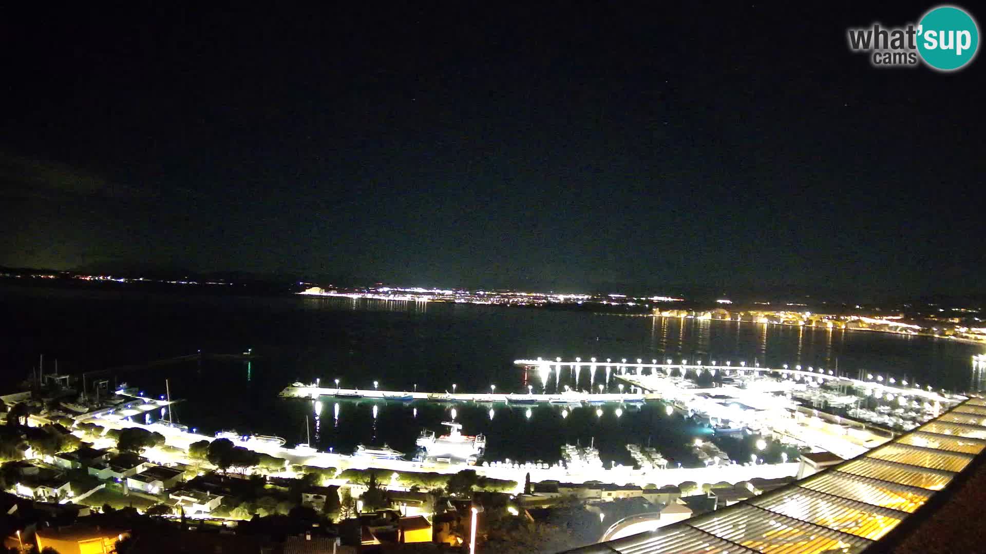 Roses – Puerto pesquero  y la bahía de Roses